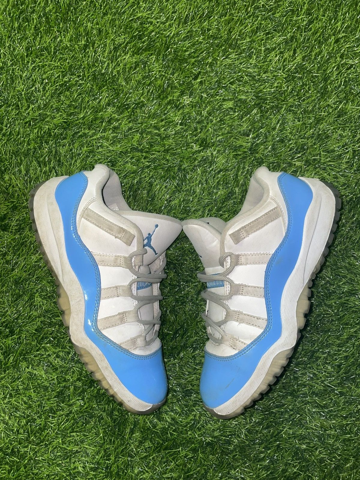 Jordan Brand Air Jordan 11 Retro University Blue Size US 3Y Size US 5 / EU 37 - 2 Thumbnail
