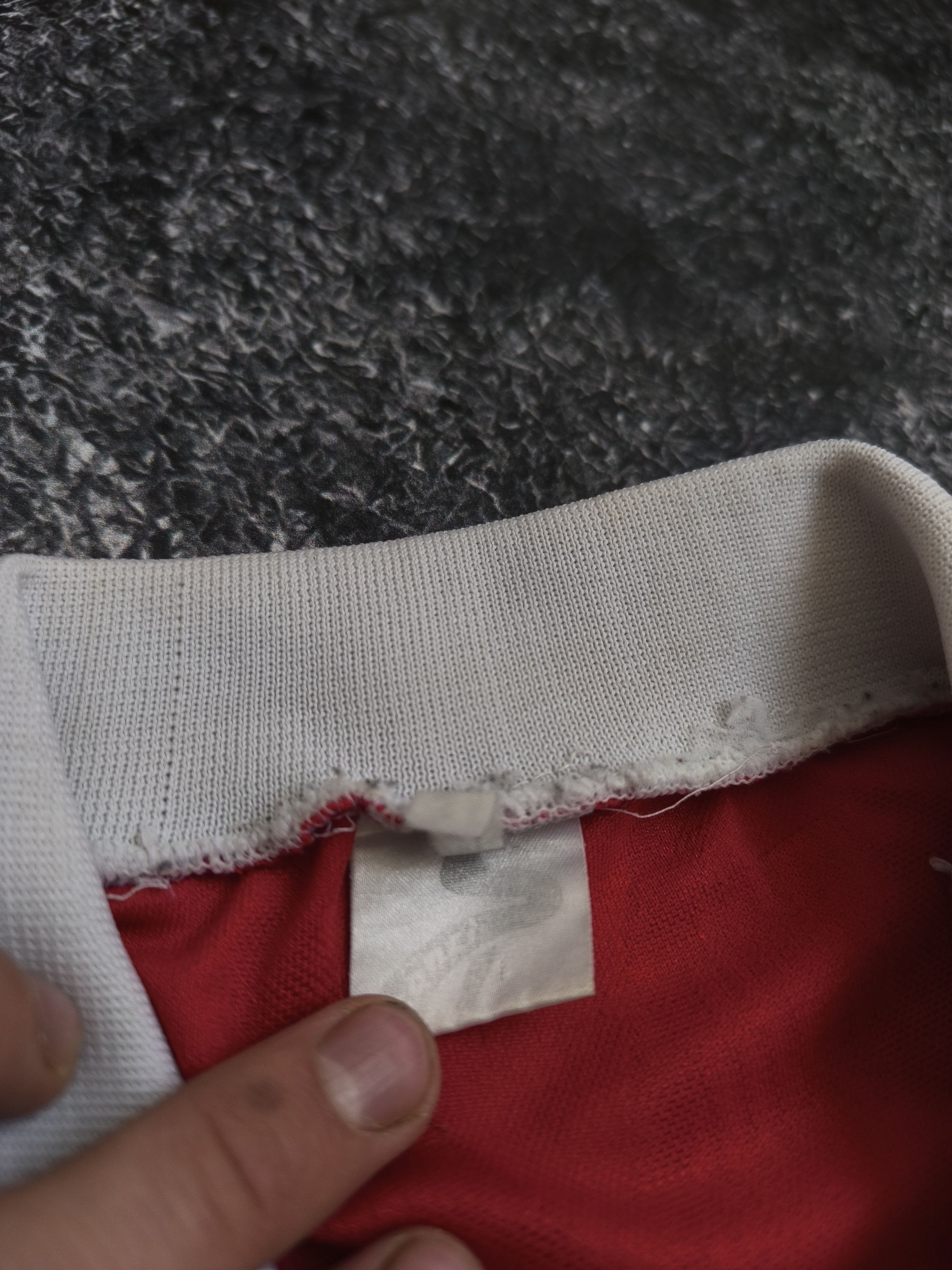 Vintage Vintage jersey 1994 Benfica XL size Size US XL / EU 56 / 4 - 4 Thumbnail