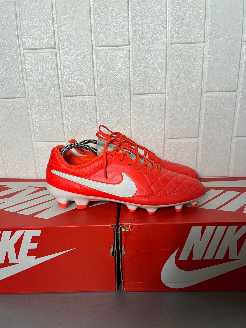 Nike VINTAGE NIKE TIEMPO FG SOCCER SHOES JERSEY BLOKECORE Y2K 90s Size US 12 / EU 45 - 5 Thumbnail