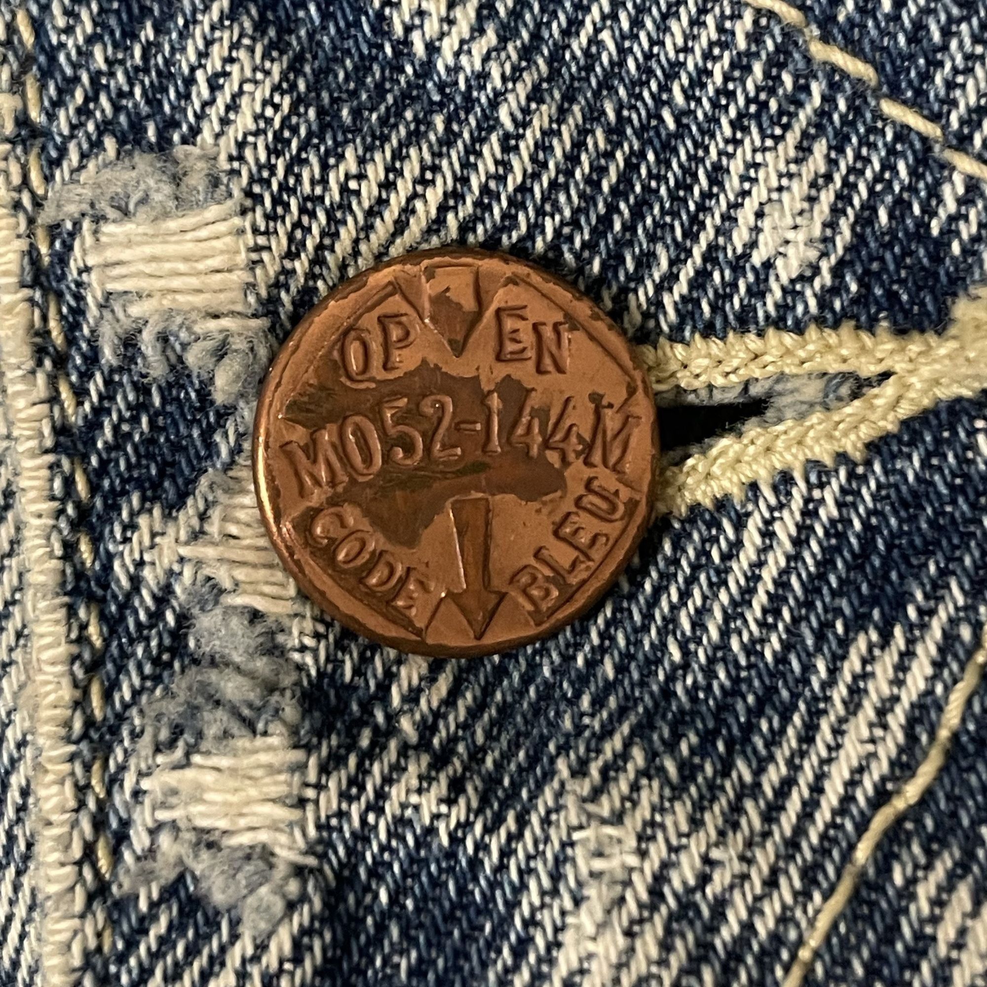 Other Vtg Code Bleu DESTROYED Blue Jean ACID WASH Jacket Size US M / EU 48-50 / 2 - 6 Thumbnail
