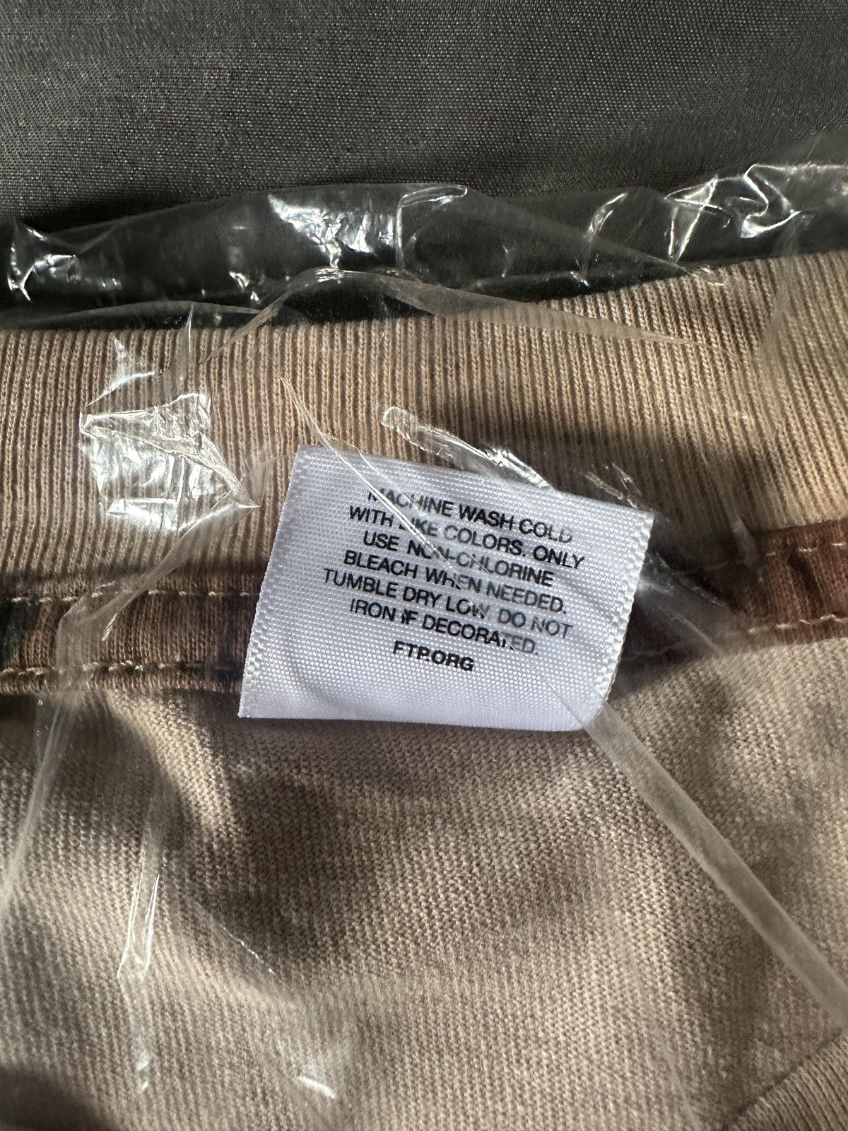 Fuck The Population FTP DESERT CAMO TEE Size US L / EU 52-54 / 3 - 4 Thumbnail
