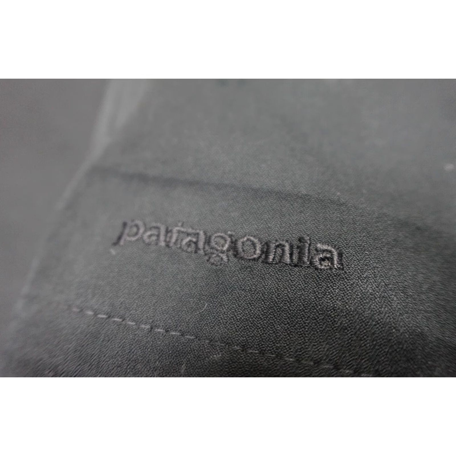 Patagonia Patagonia Jacket Womens Small Black Softshell Raincoat Pockets Outdoors Zip Size S / US 4 / IT 40 - 2 Thumbnail
