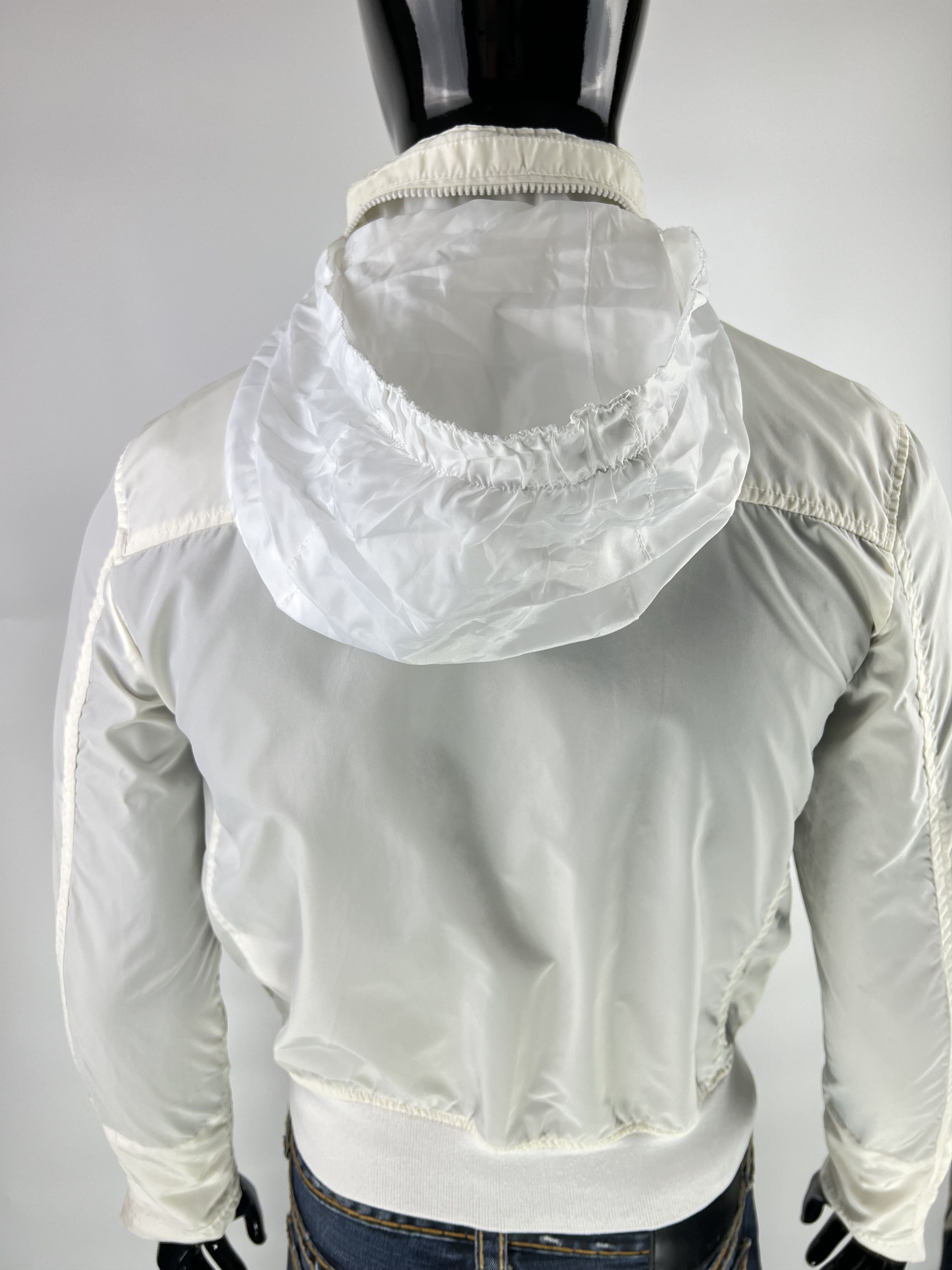 Fay Rare Vintage Fay Men's White Nylon Jacket Size S Size US S / EU 44-46 / 1 - 3 Thumbnail