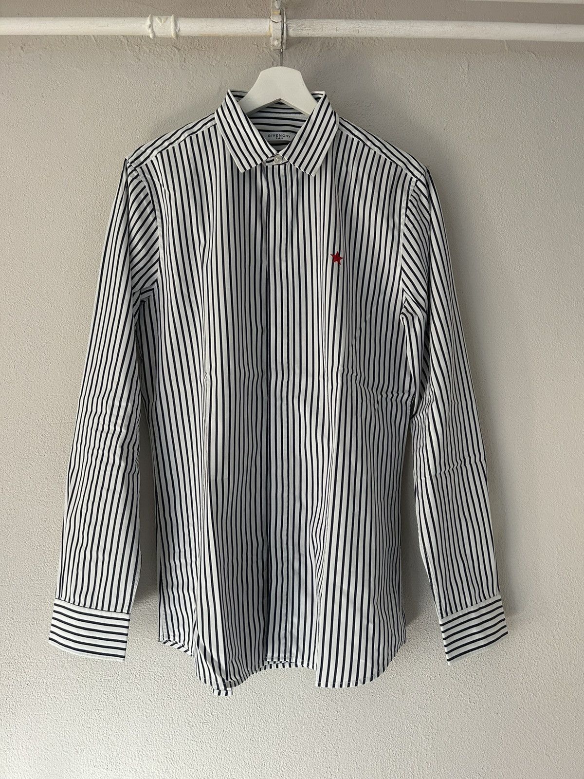Givenchy Givenchy Striped Shirt with Star Detail Size US L / EU 52-54 / 3 - 1 Thumbnail