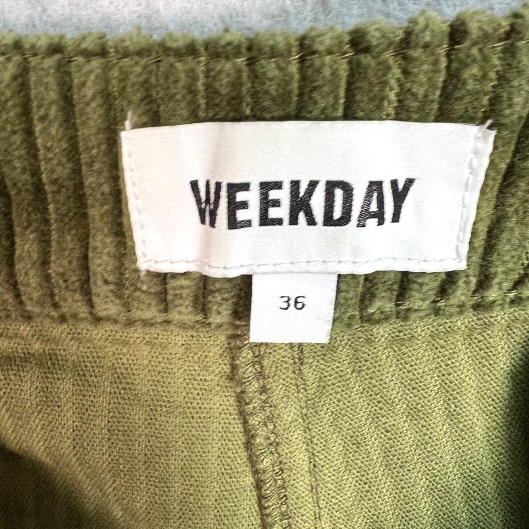 Weekday Weekday Pants Women's 36 Olive Corduroy 100% Cotton Wide-Leg Front Flat Spring Summer Chino Inseam 28 in Womens Size 25" / US 0 / IT 36 - 3 Thumbnail