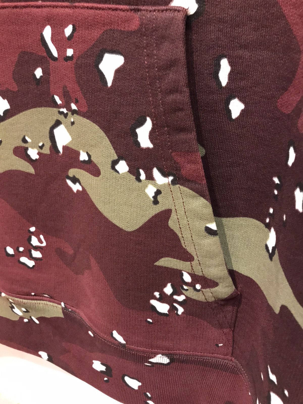 Maison Kitsune Maison kitsune red fox camo japan Paris streetwear designer Size US M / EU 48-50 / 2 - 11 Thumbnail