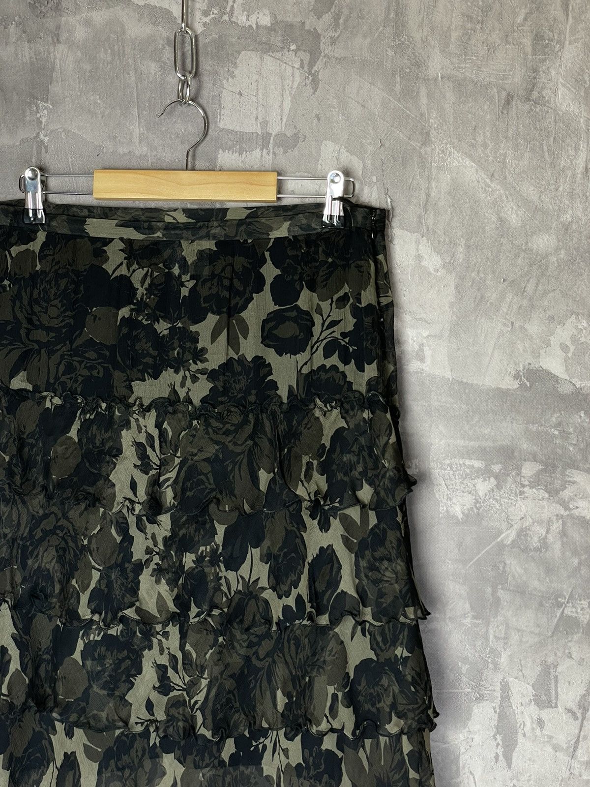 Japanese Brand × Seditionaries Vintage abstract painting silk mesh skirt like jpg Size 30" / US 8 / IT 44 - 3 Thumbnail