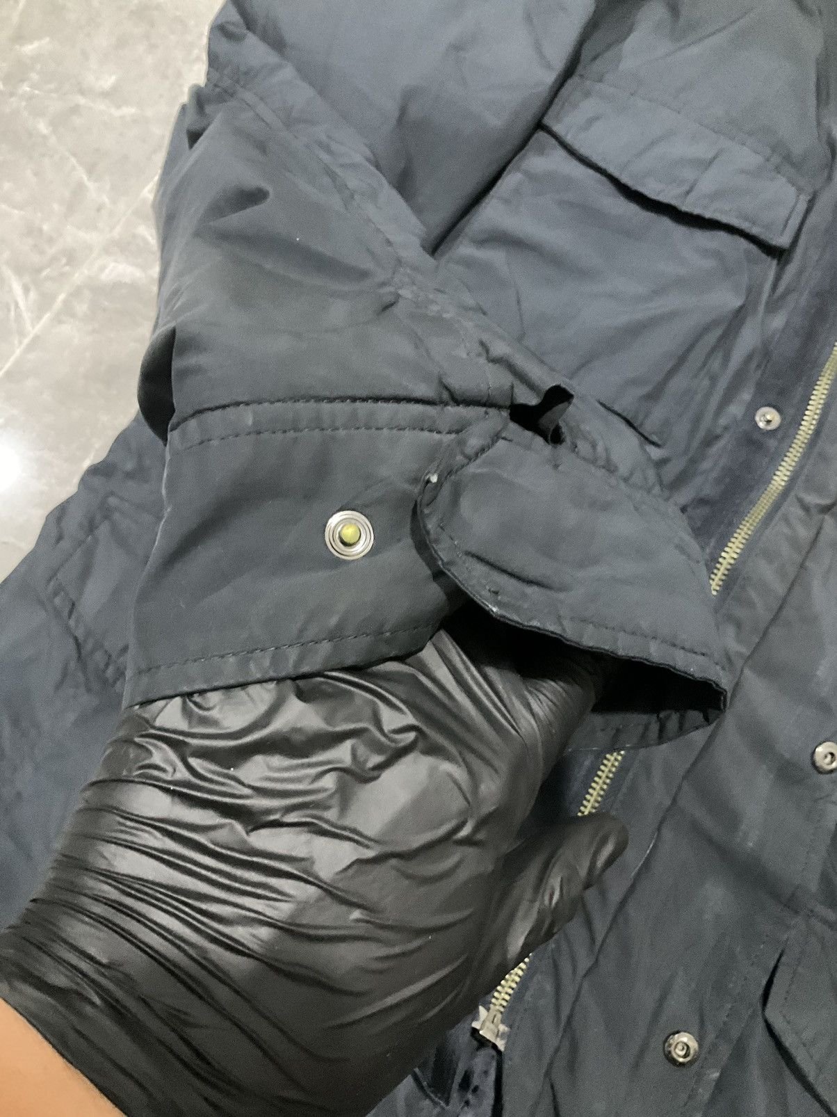 Uniqlo Uniqlo Soft Fabric Fleece Jacket with Hoodie Size Medium Size US M / EU 48-50 / 2 - 8 Thumbnail