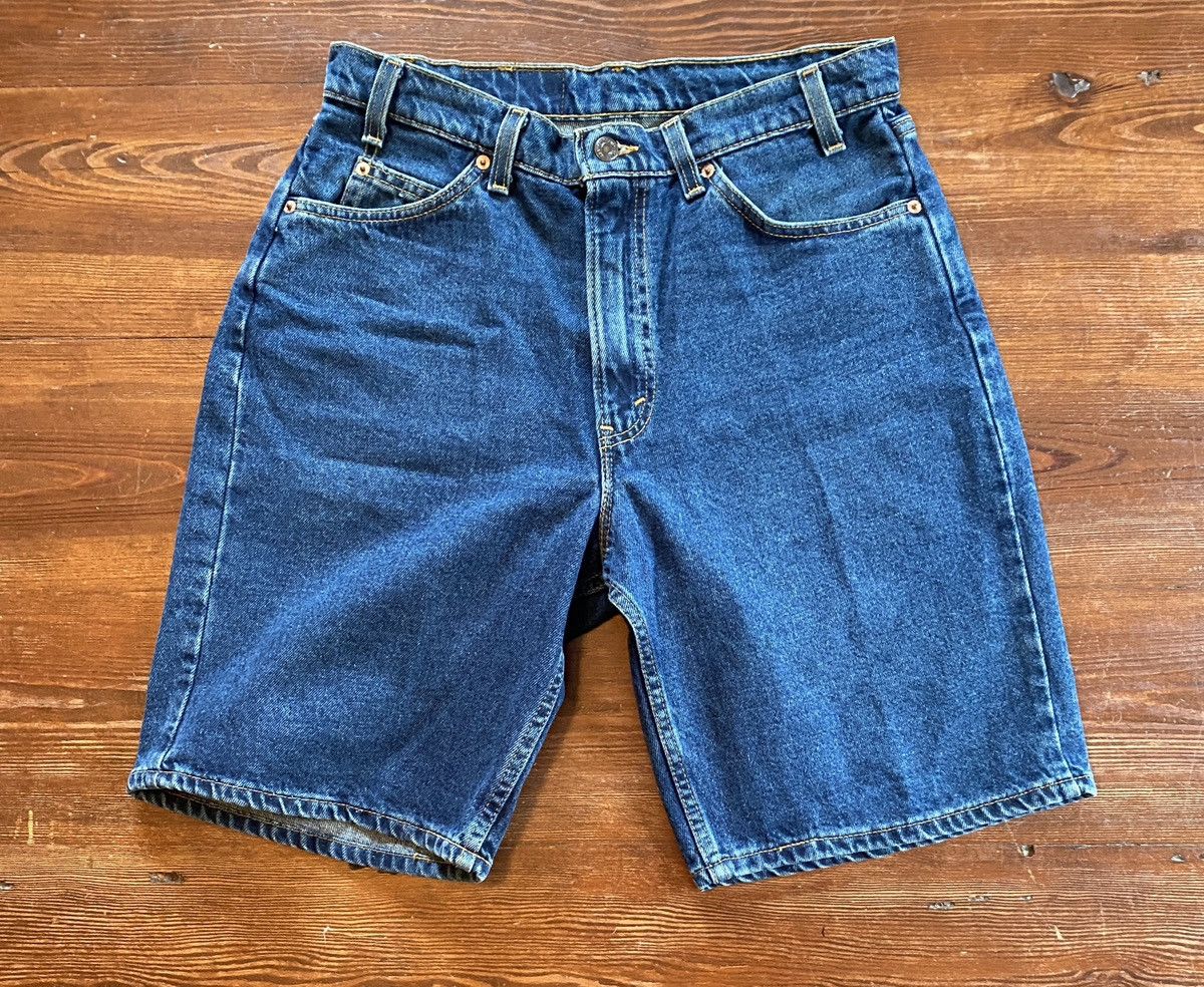 Levi's Vintage 1998 Levi’s 550 Relaxed White Tab Dark Denim Shorts Size US 32 / EU 48 - 6 Thumbnail
