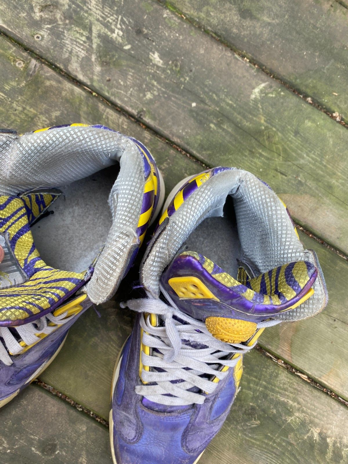 Reebok Vintage Reebok Retro Pump Shaq Attaq LSU Lakers Purple Yell Size US 10 / EU 43 - 8 Thumbnail