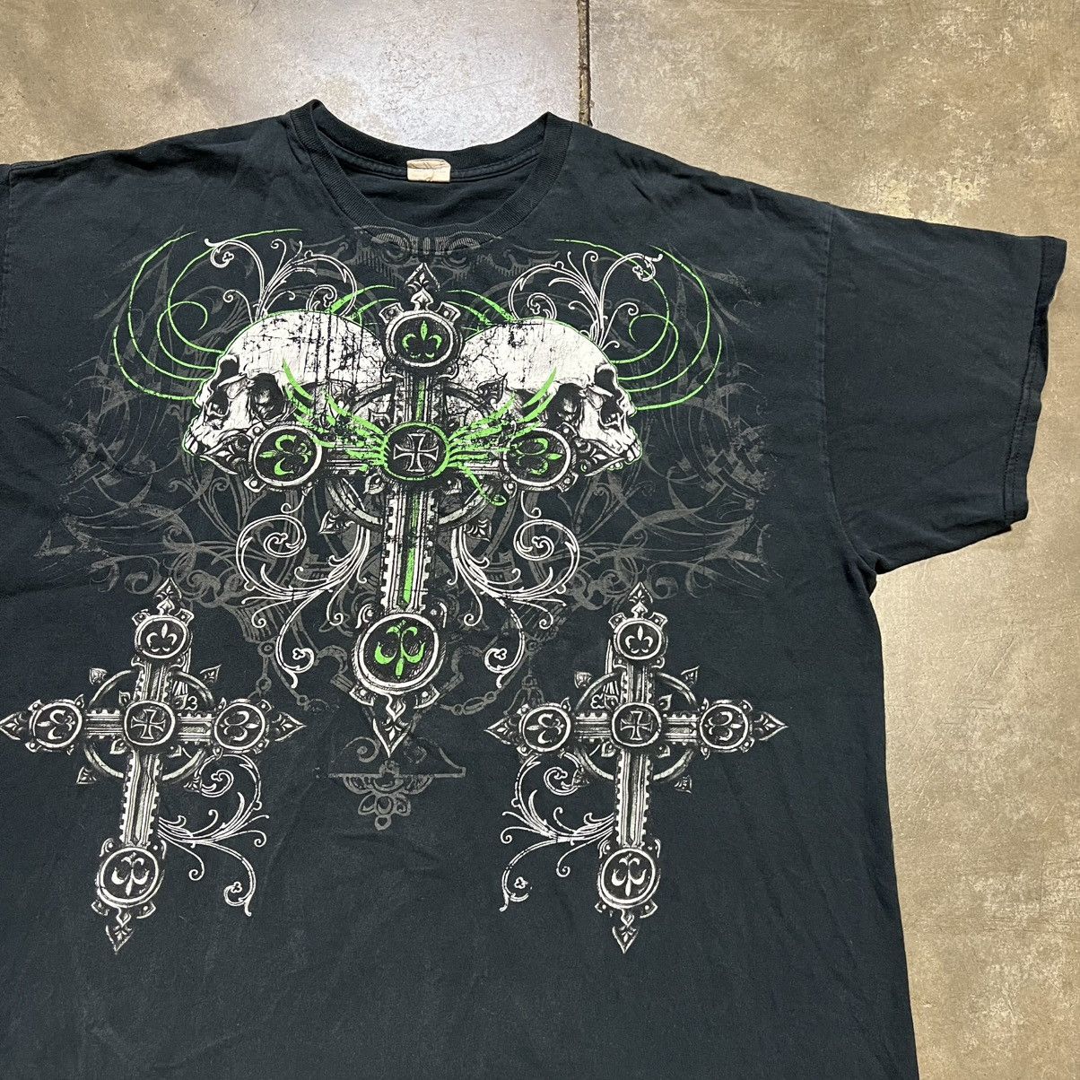 Vintage Vintage Skull Cross Graphic Tee Grunge Punk JNCO Skater Y2K Size US XXL / EU 58 / 5 - 3 Thumbnail