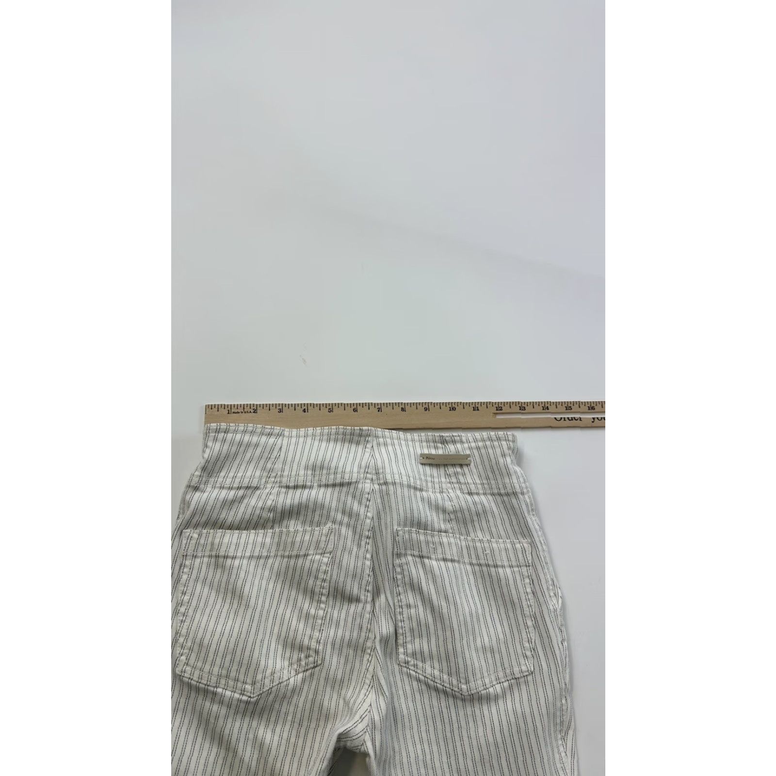 Vintage VINTAGE Pilcro and the Letterpress Pants Womens 25 White Striped High Rise Skinny Jegging Cotton Spandex Pants Women Slim Pockets Zip Button Size 42" / US 20 - 8 Thumbnail