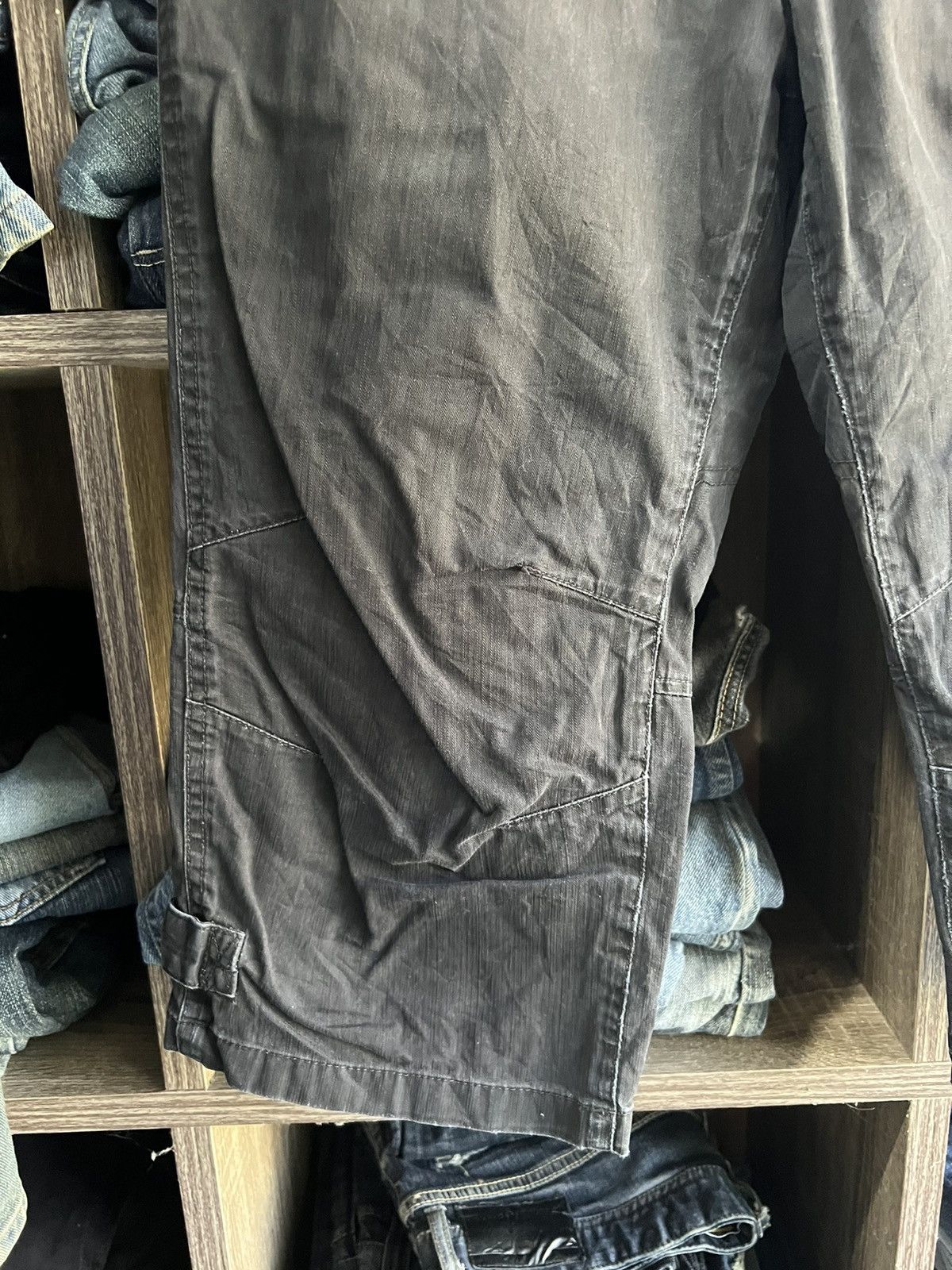 Comme Ca Ism 🔥Comme Ca Ism Single Side Pocket Cropped Pant Size US 30 / EU 46 - 6 Thumbnail