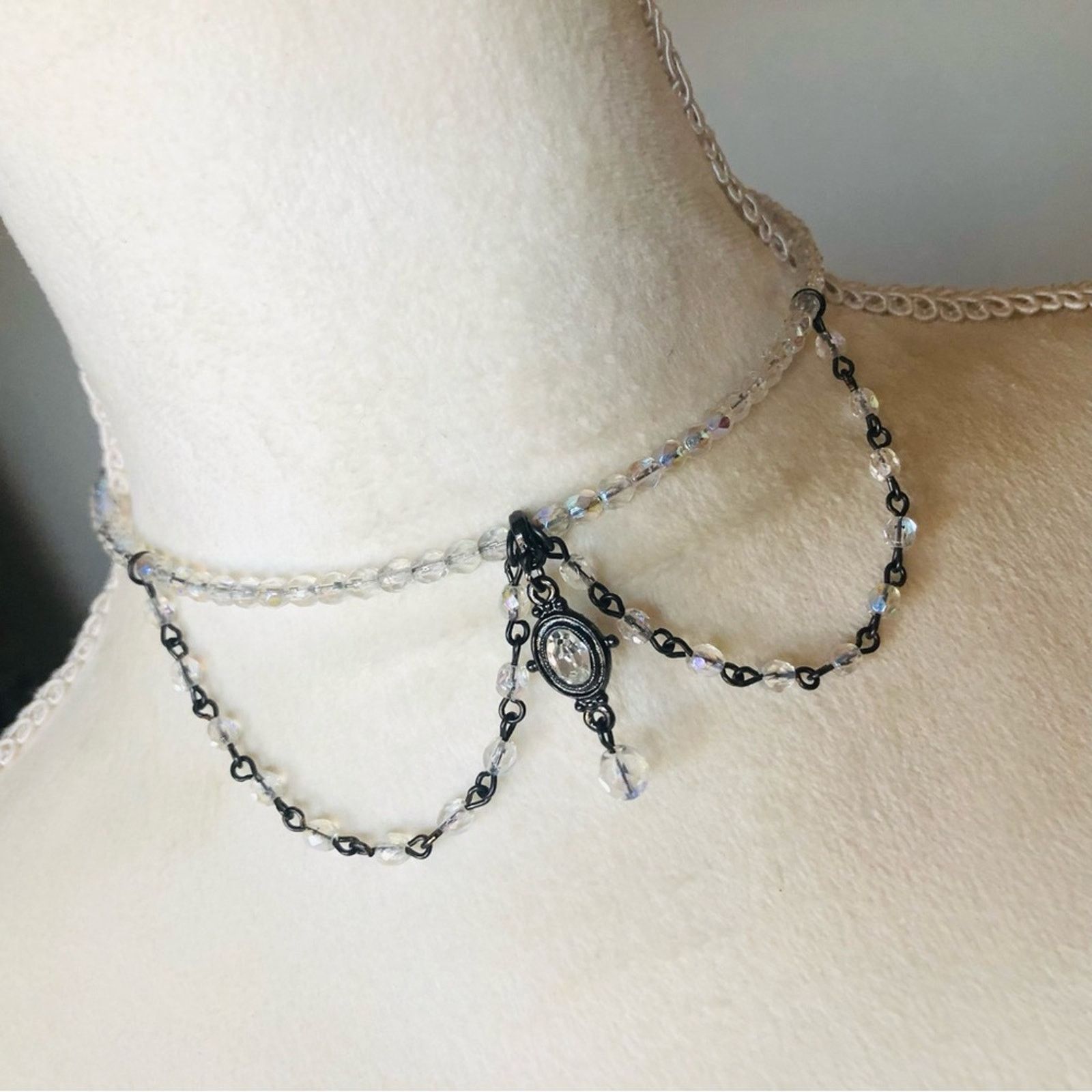 Jewelry Elegant aurora borealis beaded coil necklace Size ONE SIZE - 1 Thumbnail