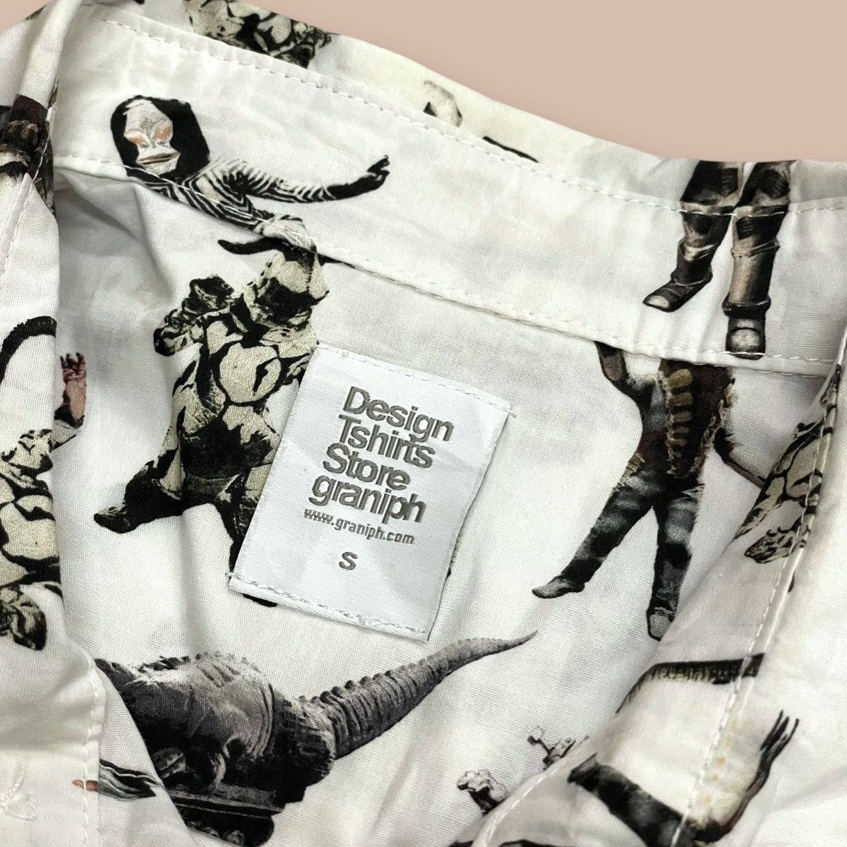 Japanese Brand Graniph X Monster Pattern of Ultraman L/S Button-up Shirt Size US S / EU 44-46 / 1 - 10 Thumbnail