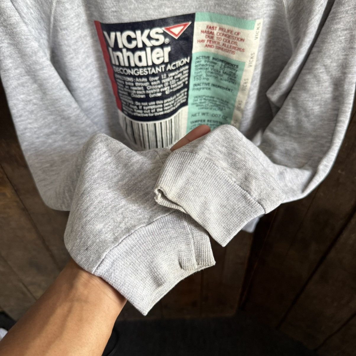 Vintage Vintage 90’s Vicks Inhaler sweatshirt Size US L / EU 52-54 / 3 - 4 Thumbnail