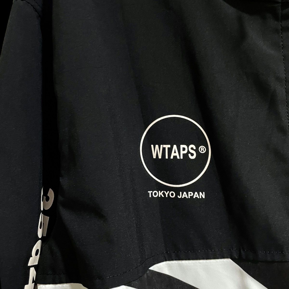 F.C. Real Bristol × Fragment Design × Wtaps FC Bristol x Wtaps - Zebra Print - Parka Jacket Size US XL / EU 56 / 4 - 4 Thumbnail
