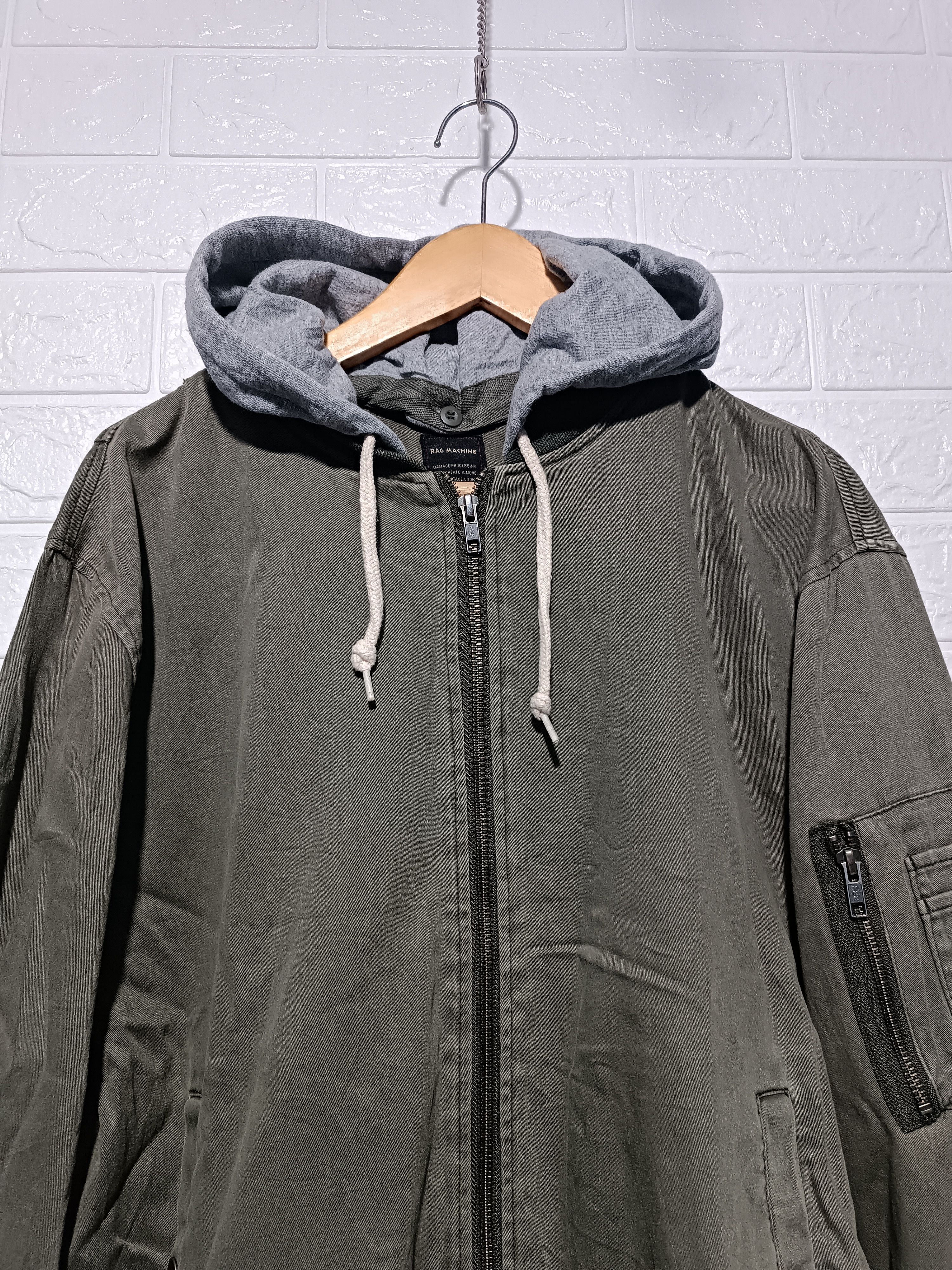 Japanese Brand Vintage MA-1 Bomber Jacket Hoodie Fleece Size US L / EU 52-54 / 3 - 3 Thumbnail