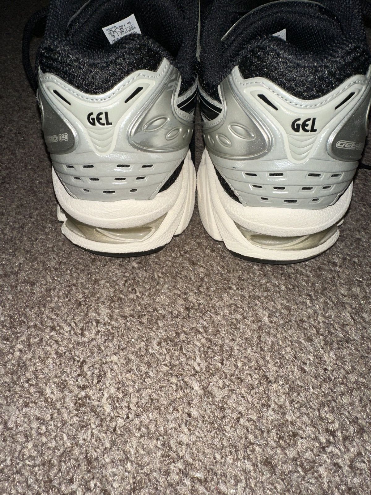 Asics ASICS gel kayano 14 Size US 7 / EU 40 - 6 Thumbnail