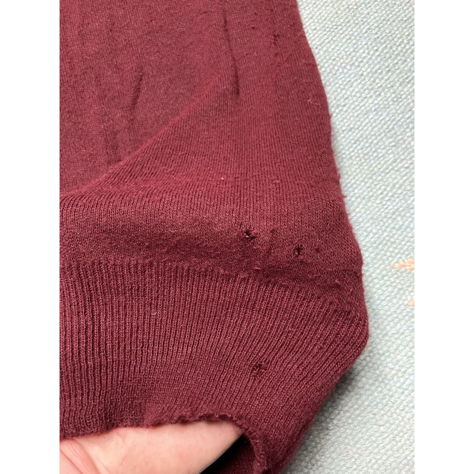 Vintage VINTAGE Puritan cardigan sweater Orlon acrylic burgundy maroon dots large Cardigan Men L Red 1970s Size US L / EU 52-54 / 3 - 7 Thumbnail