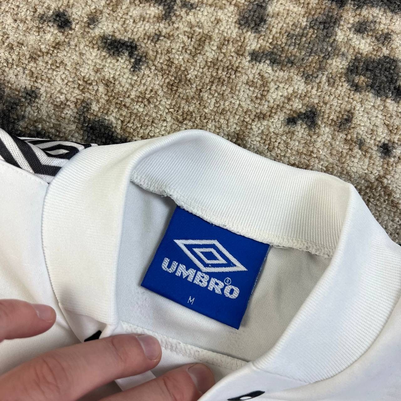 Umbro Umbro Vintage Y2K Big Logo Crewneck Oversized T-Shirt Size US M / EU 48-50 / 2 - 6 Thumbnail