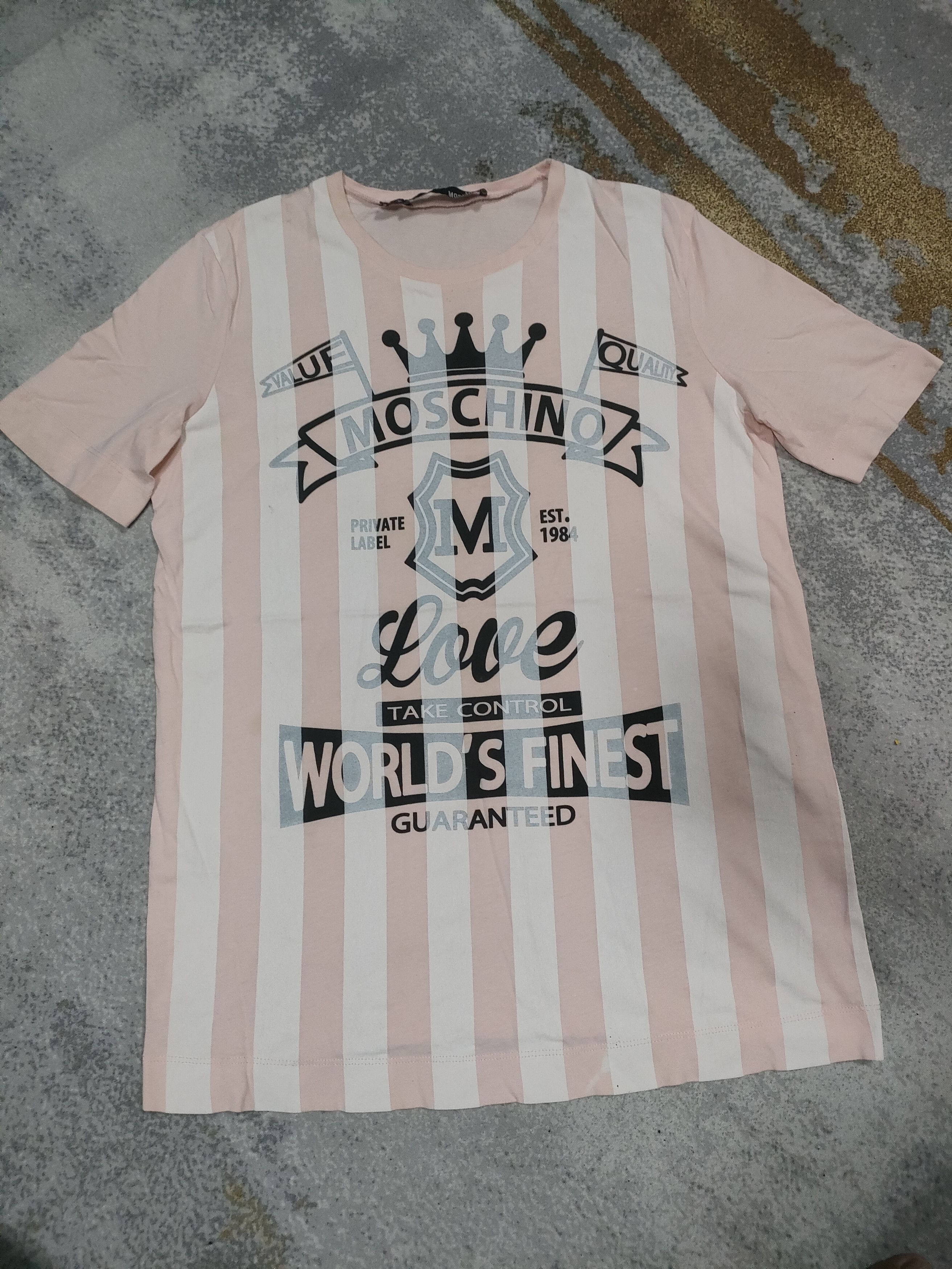 Love Moschino Love Moschino T-shirt Size S / US 4 / IT 40 - 1 Thumbnail