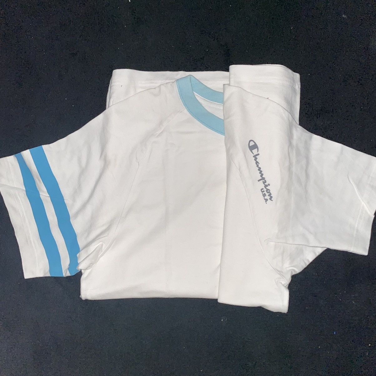 Champion Champion tshirt white blue used Size US S / EU 44-46 / 1 - 2 Thumbnail
