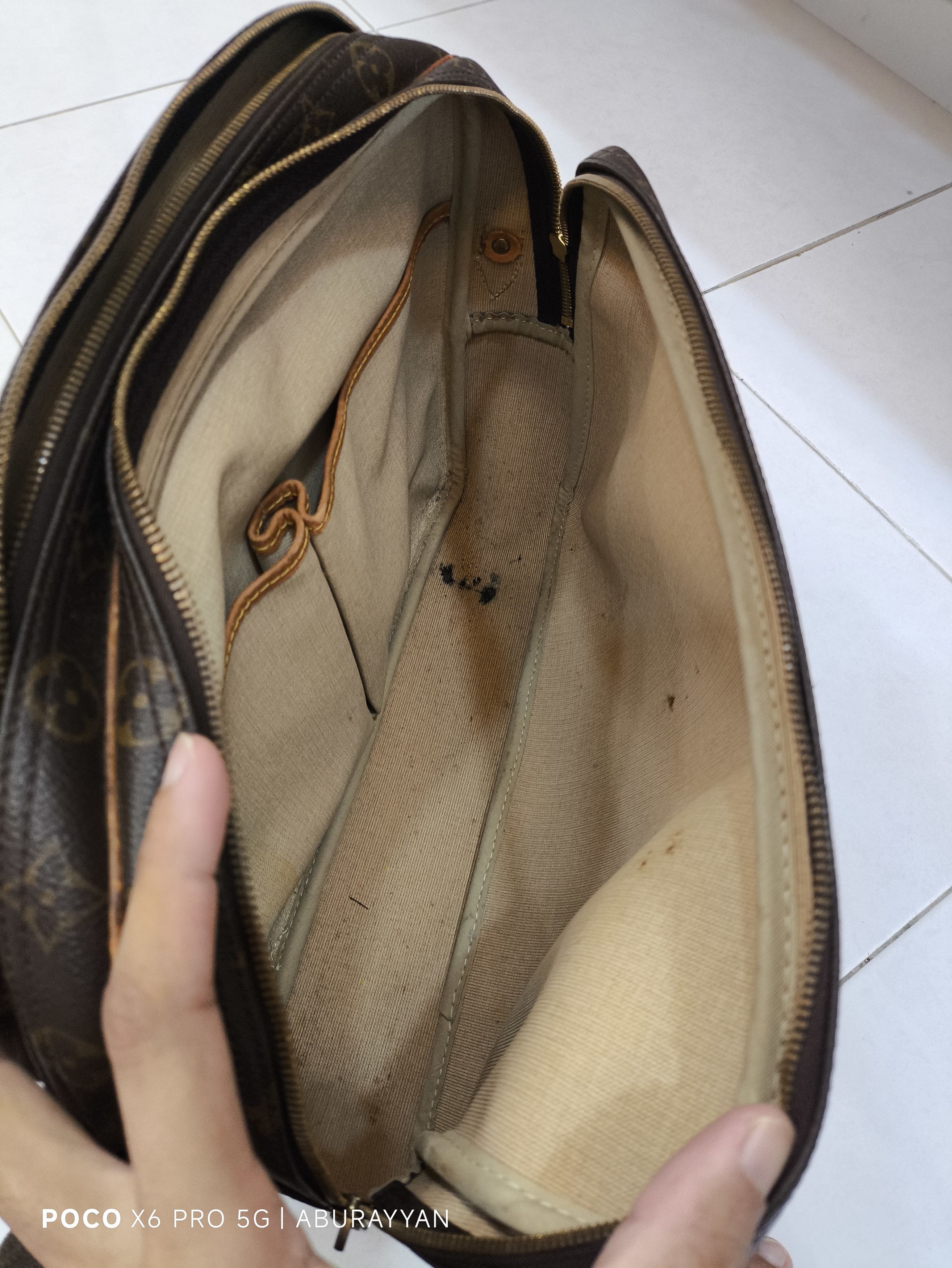 Louis Vuitton Louis Vuitton Monogram GM Reporter Messenger Bag Size ONE SIZE - 8 Thumbnail