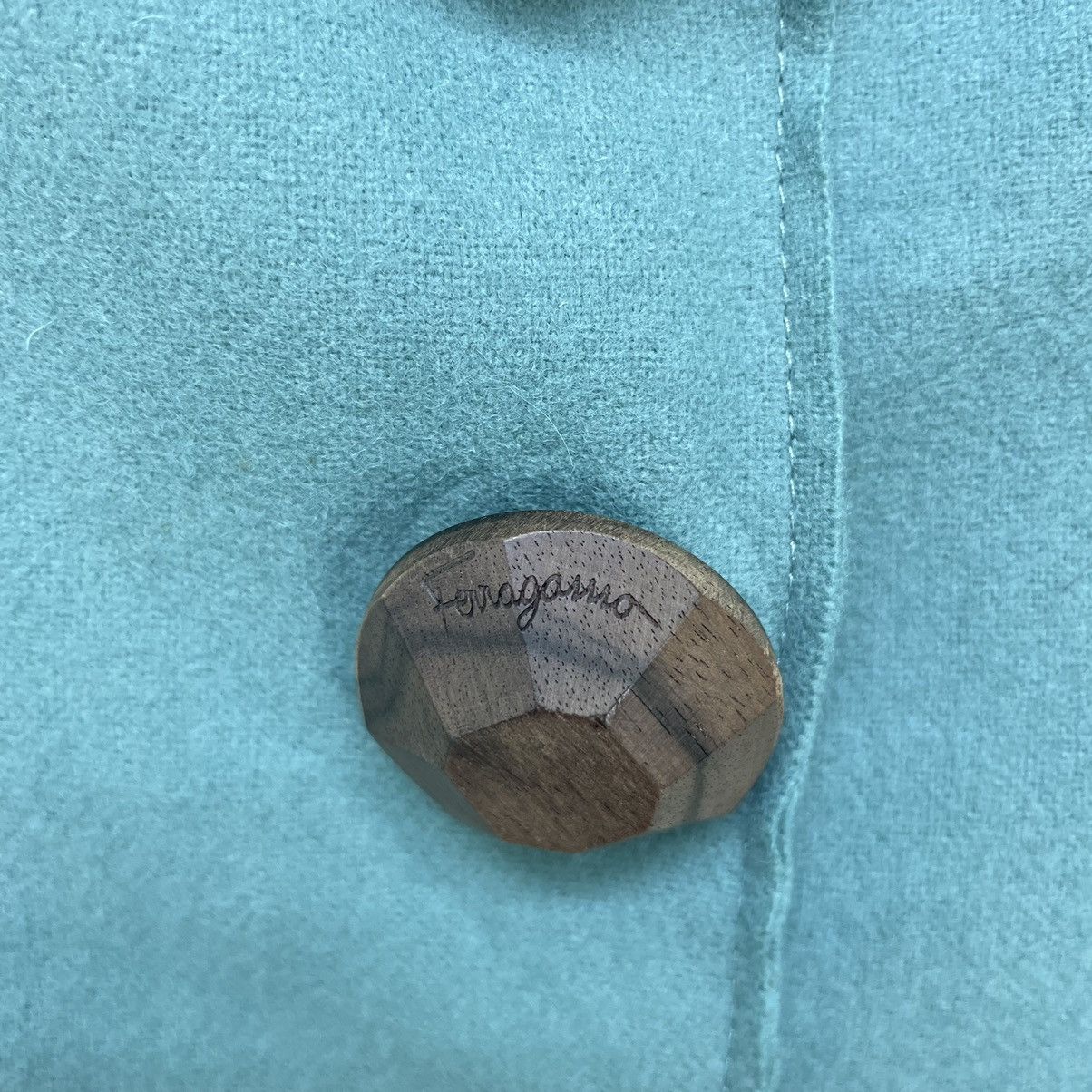 Salvatore Ferragamo Luxury Brand Salvatore Ferragamo Wood Button Jacket Size S / US 4 / IT 40 - 4 Thumbnail