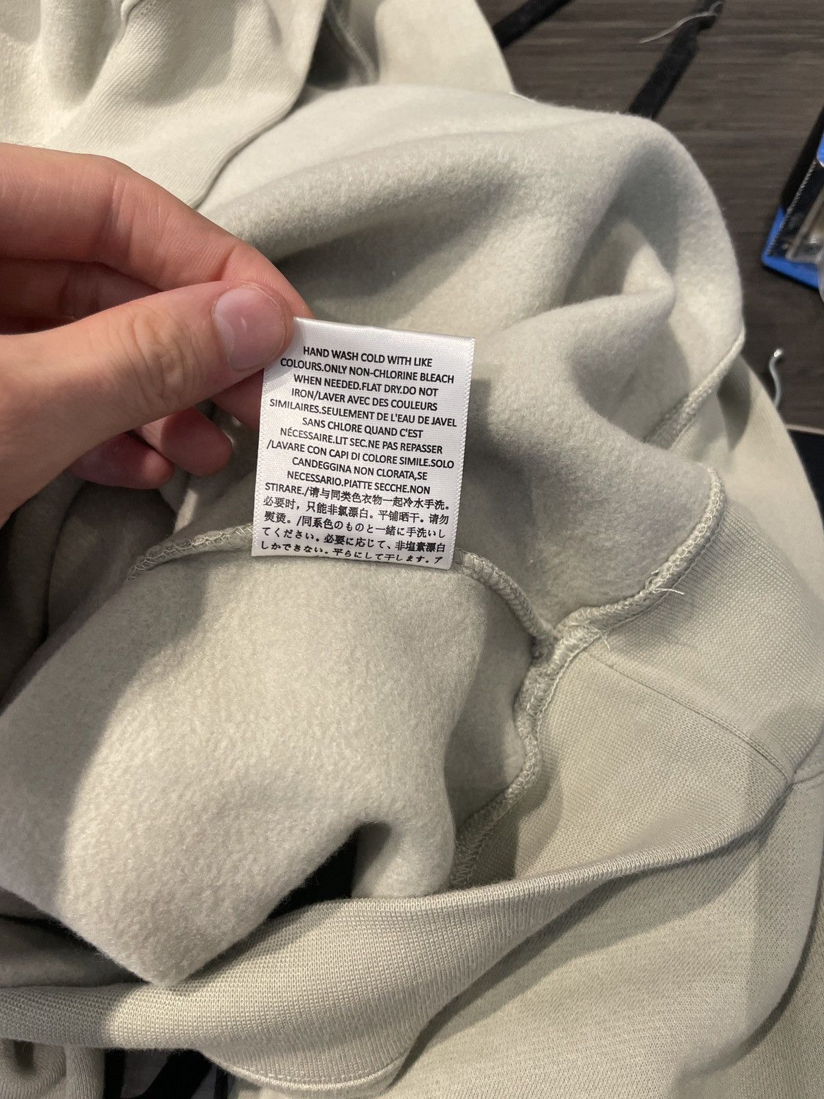 Essentials Fear of God Essentials Hoodie Concrete 2XL Size US XXL / EU 58 / 5 - 5 Thumbnail