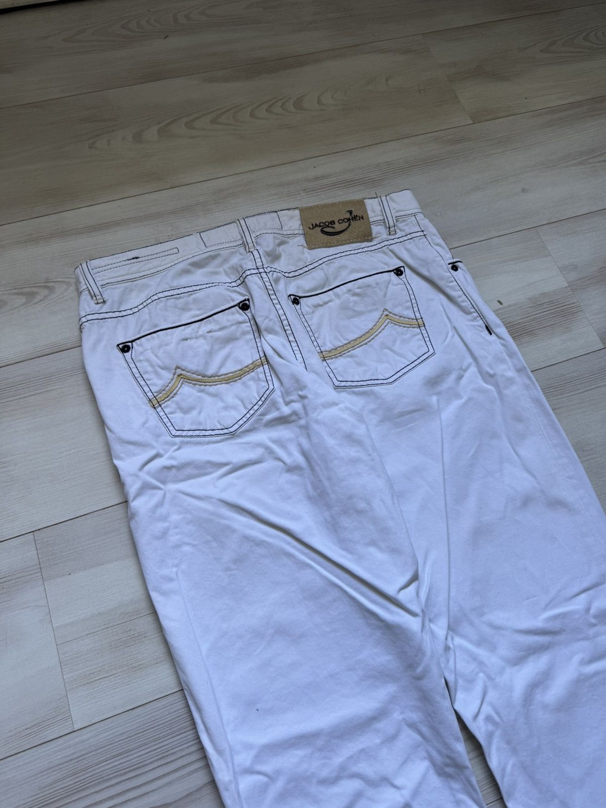 Designer × Jacob Cohen Jacob Cohen denim white jeans made in Italy Luxury designer Size US 36 / EU 52 - 15 Thumbnail