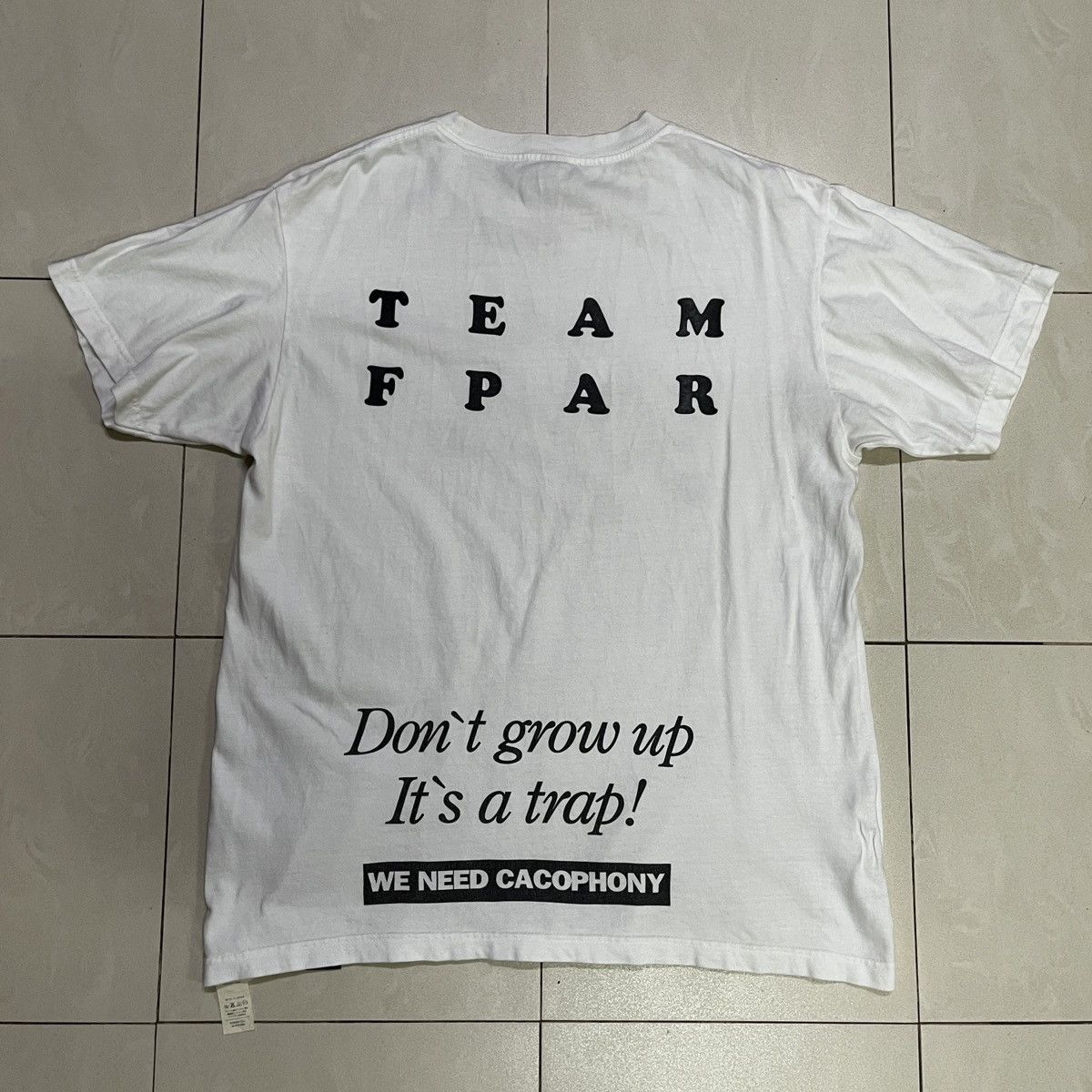 FPAR × Japanese Brand × Vintage Fpar Media Guerrilla Quotes T Shirt Size US M / EU 48-50 / 2 - 9 Thumbnail