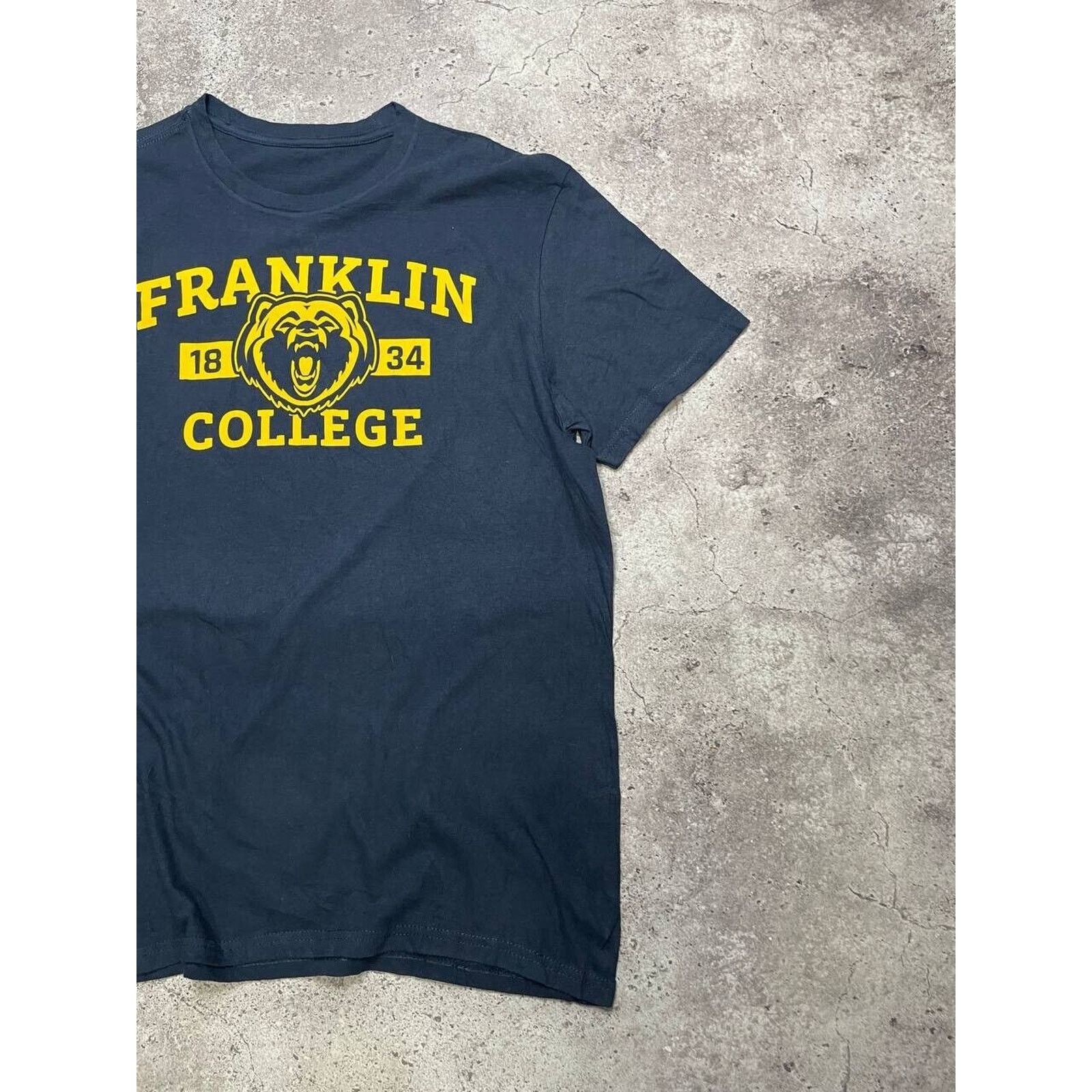 Vintage Vintage Franklin College T-shirt 1834 Bear Graphic Black M Size US M / EU 48-50 / 2 - 3 Thumbnail