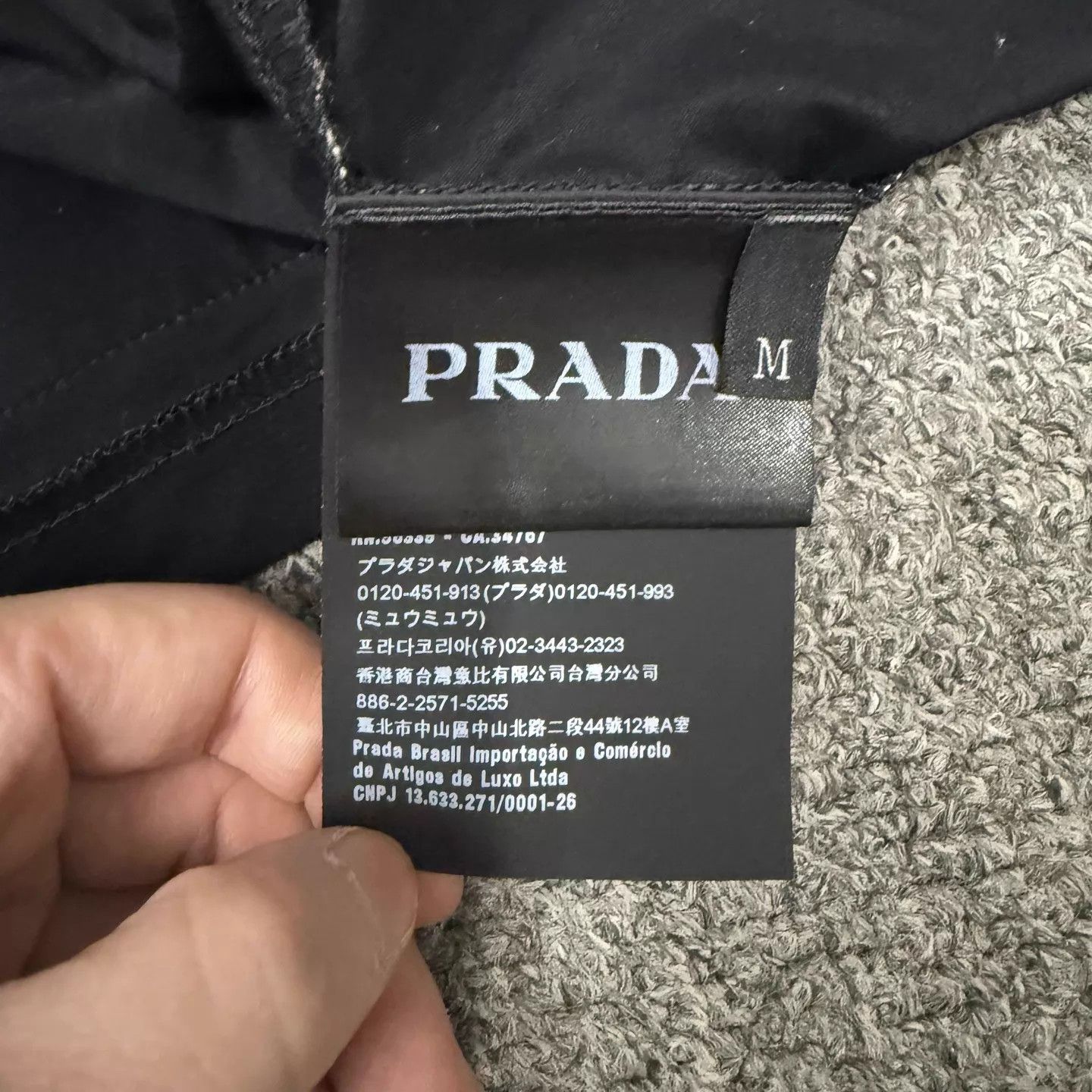 Prada Prada Black Color Blocked Back Short Sleeve M 99New Size US M / EU 48-50 / 2 - 4 Thumbnail