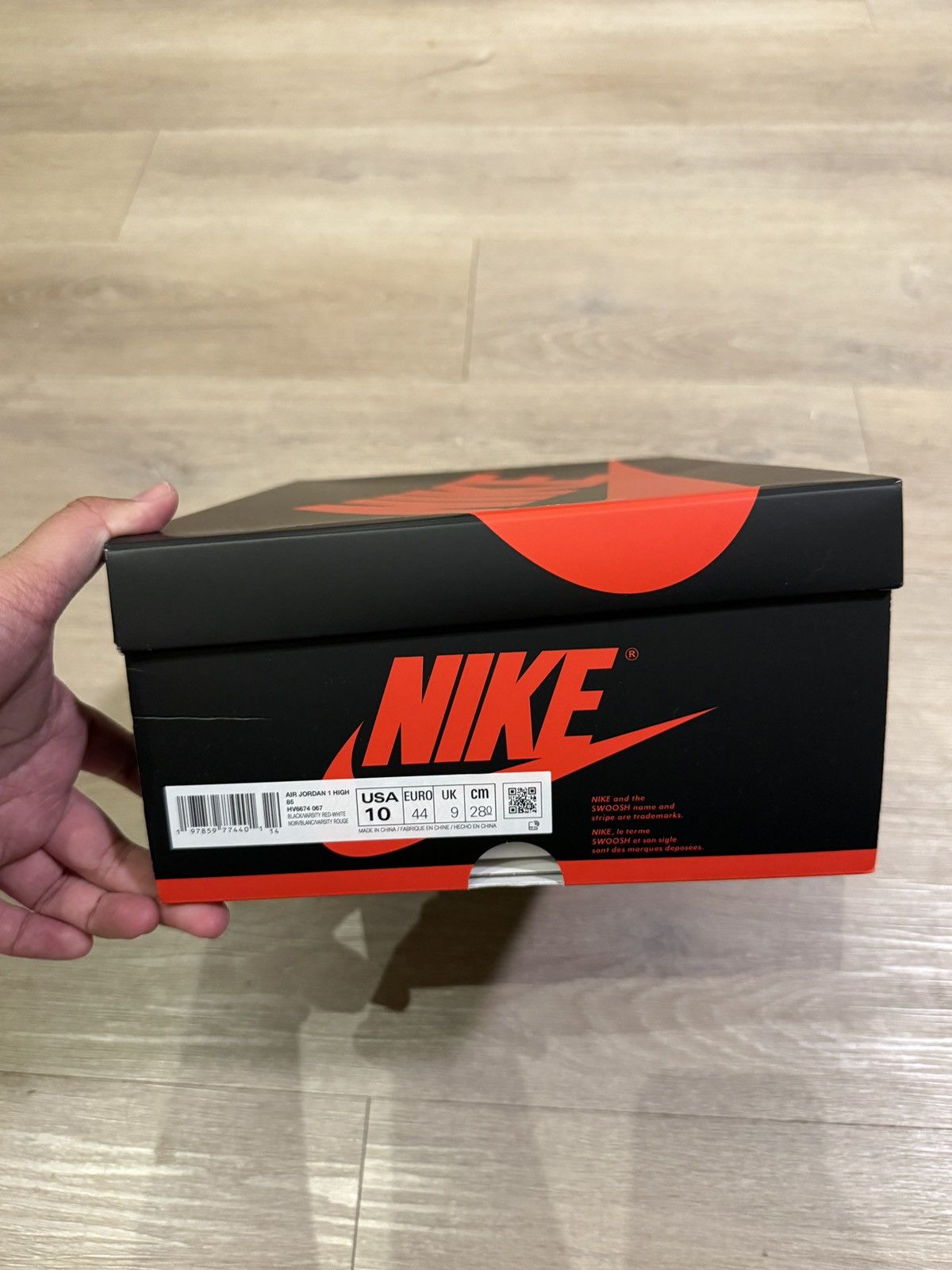 Jordan Brand × Nike Air Jordan 1 High Bred Banned 2025 Size US 10 / EU 43 - 6 Thumbnail