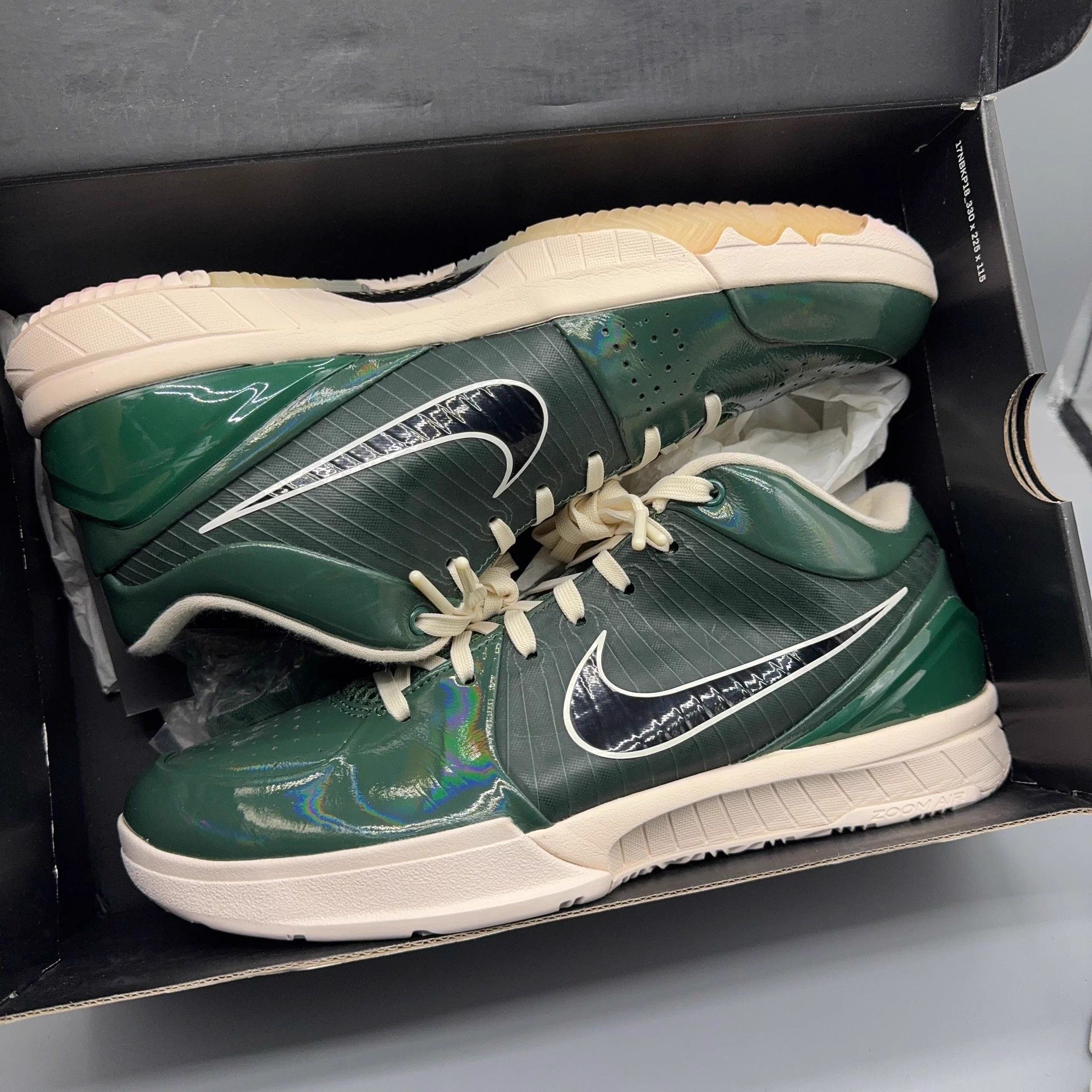 Nike Nike Kobe 4 Bucks Deep Green Size US 11.5 / EU 44-45 - 5 Thumbnail