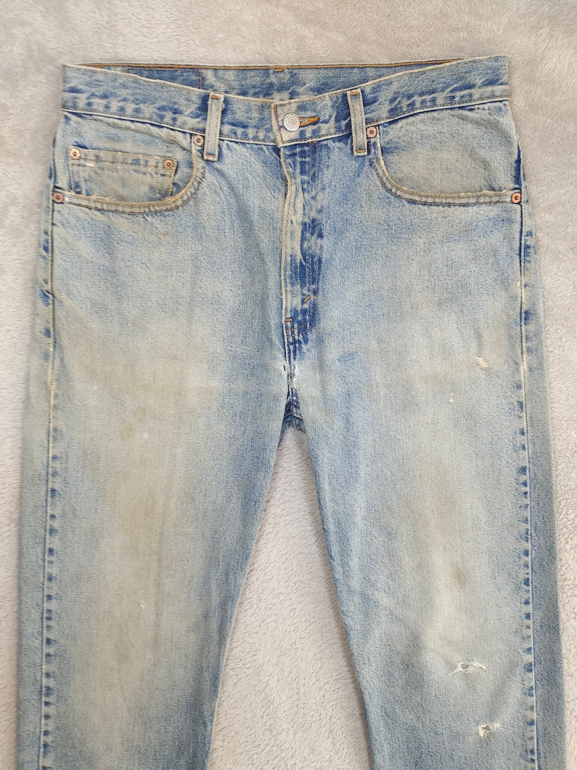 Levi's Levi’s 505 Light Wash Distressed Jeans Red Tab Straight Leg Size US 33 - 2 Thumbnail