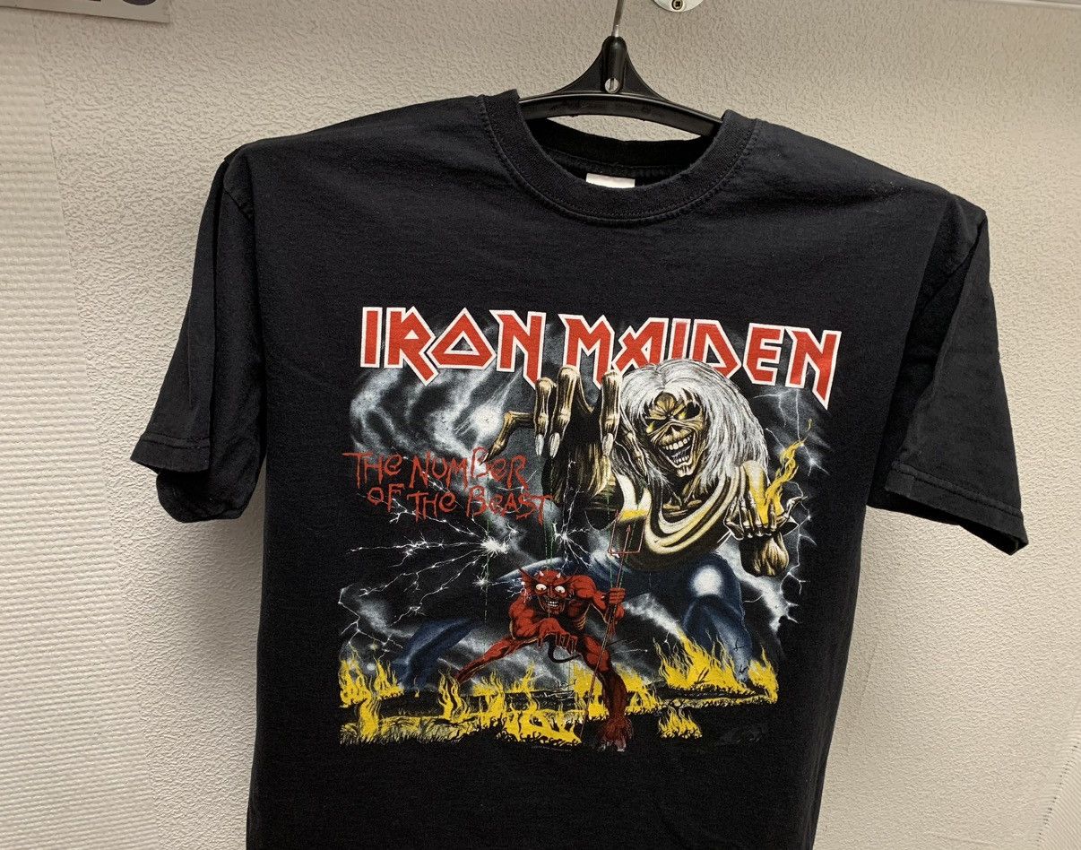 Band Tees Iron Maiden vintage black band t-shirt M as number of beast Size US M / EU 48-50 / 2 - 2 Thumbnail