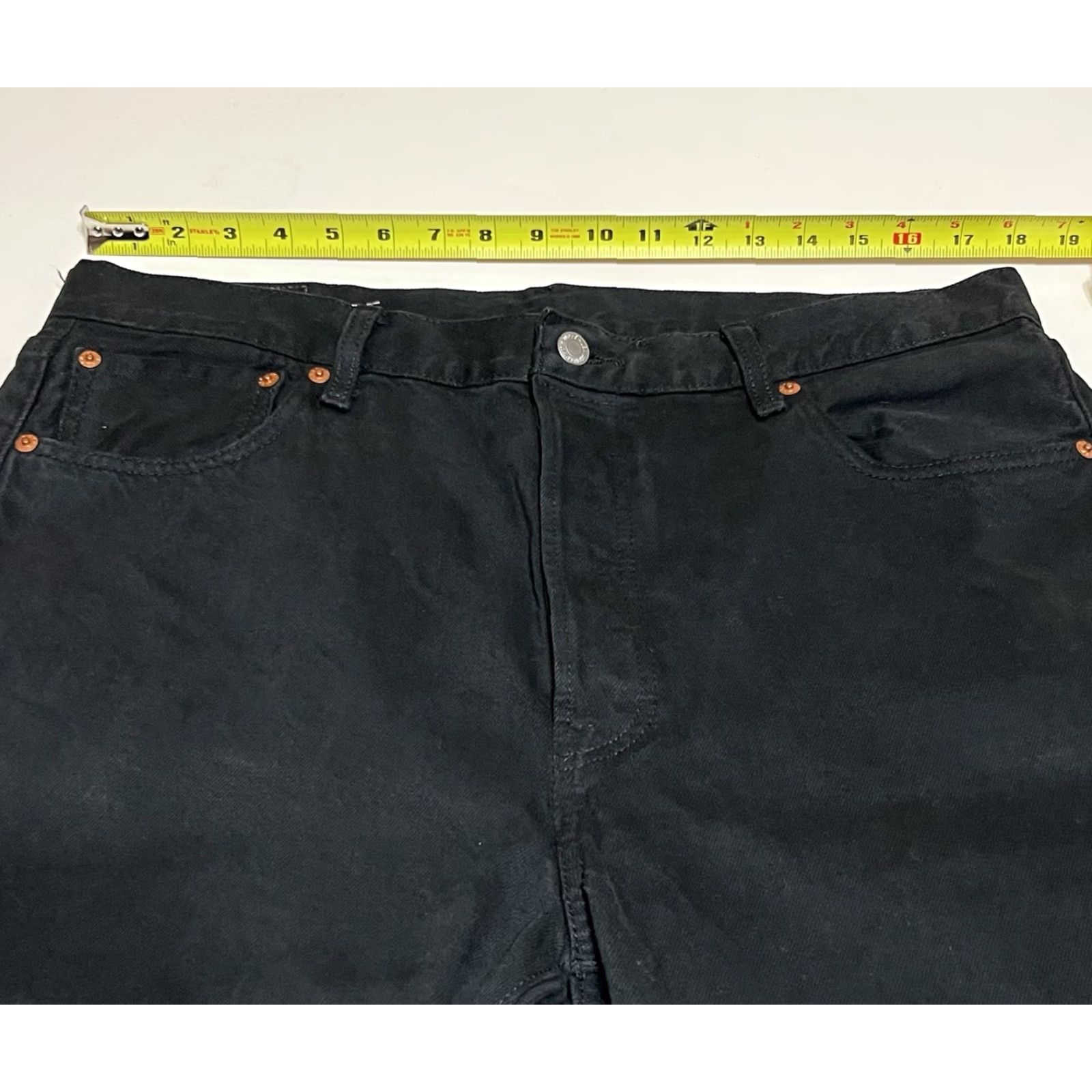 Levi's Levi's 501 Jeans Mens 36x36 Black Denim Button Fly Straight Regular Rise High 5-Pocket Style City Classic Modern Vintage Size US 36 / EU 52 - 3 Thumbnail