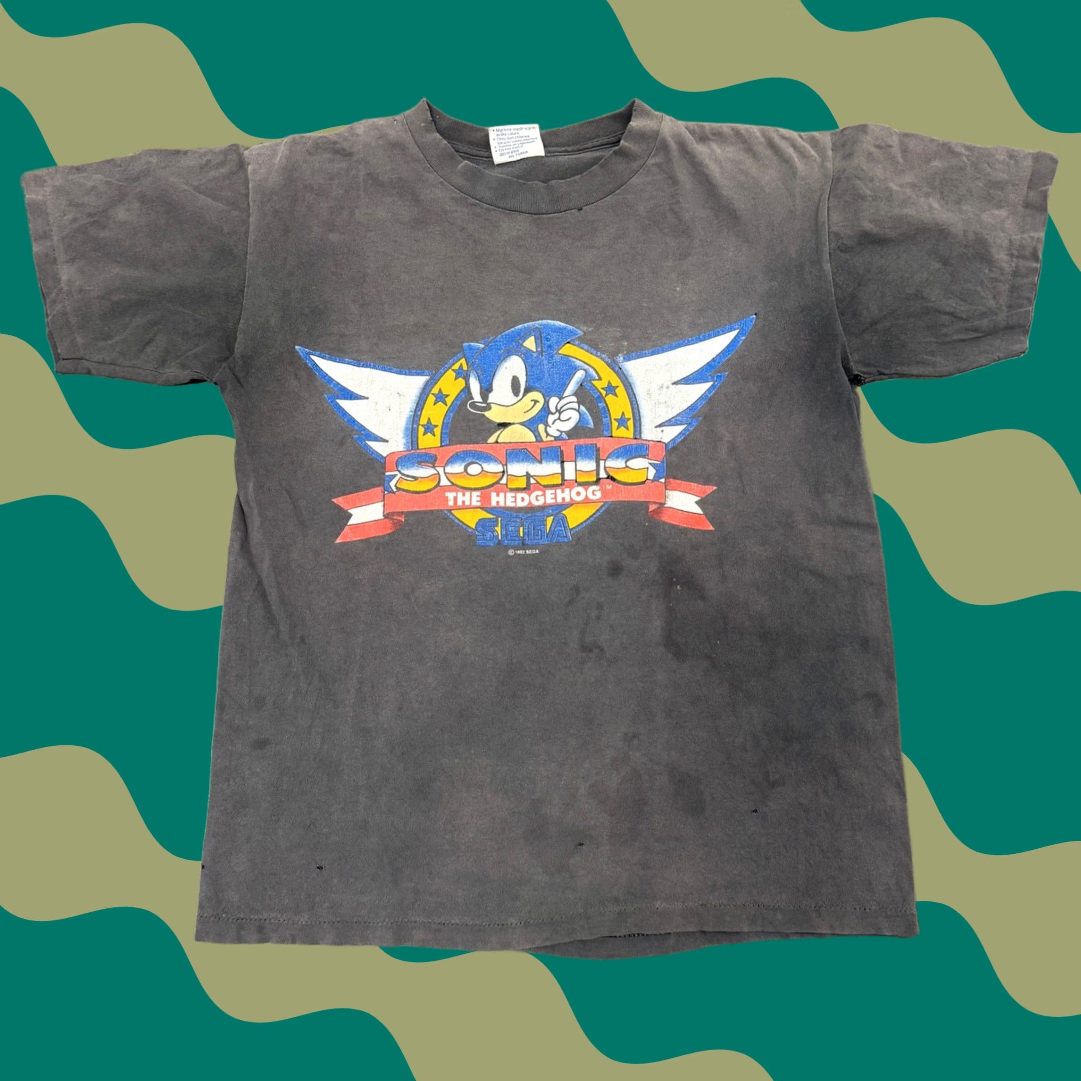Vintage VINTAGE Sonic The Hedgehog SEGA Tee Shirt Size M Men Grey Fade Black United States Made in USA Mens Size US M / EU 48-50 / 2 - 1 Thumbnail