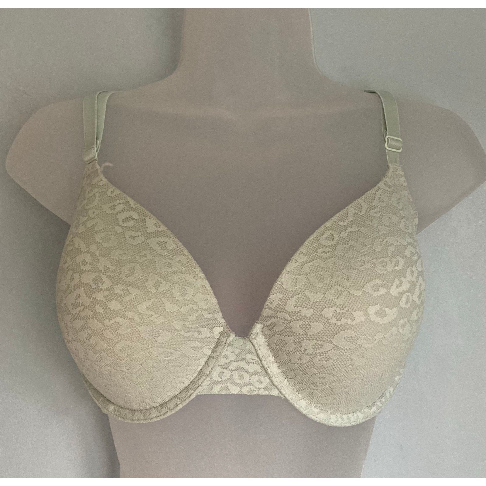 Pink PINK Victoria's Secret Bra 34DD Lined Animal Pattern Lace Size ONE SIZE - 1 Thumbnail
