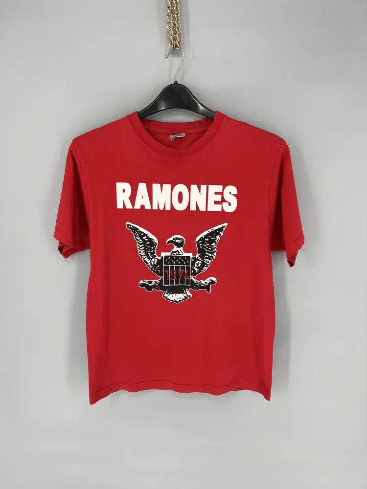 Band Tees Vintage Y2K Punk Rock Ramones Band Tee T Shirt Size US S / EU 44-46 / 1 - 1 Thumbnail