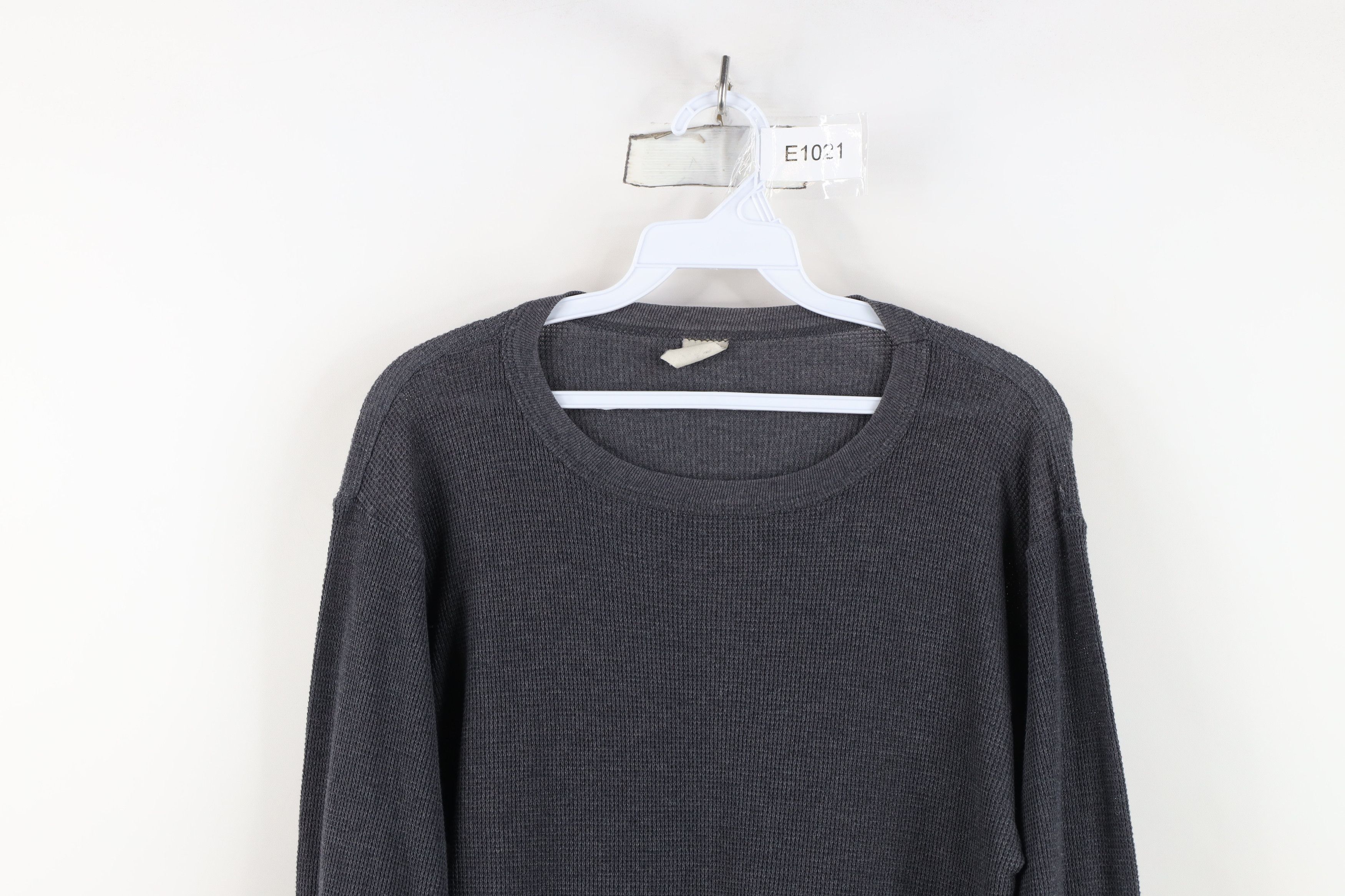 Vintage Vintage 90s Streetwear Waffle Knit Long Sleeve T-Shirt USA Size US XL / EU 56 / 4 - 2 Thumbnail