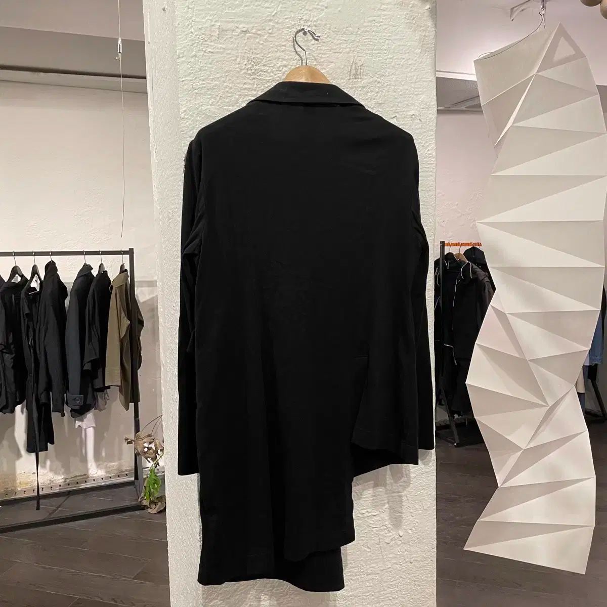 Yohji Yamamoto Yohji Yamamoto pour homme 18ss asymmetrical blazer Size US L / EU 52-54 / 3 - 3 Thumbnail