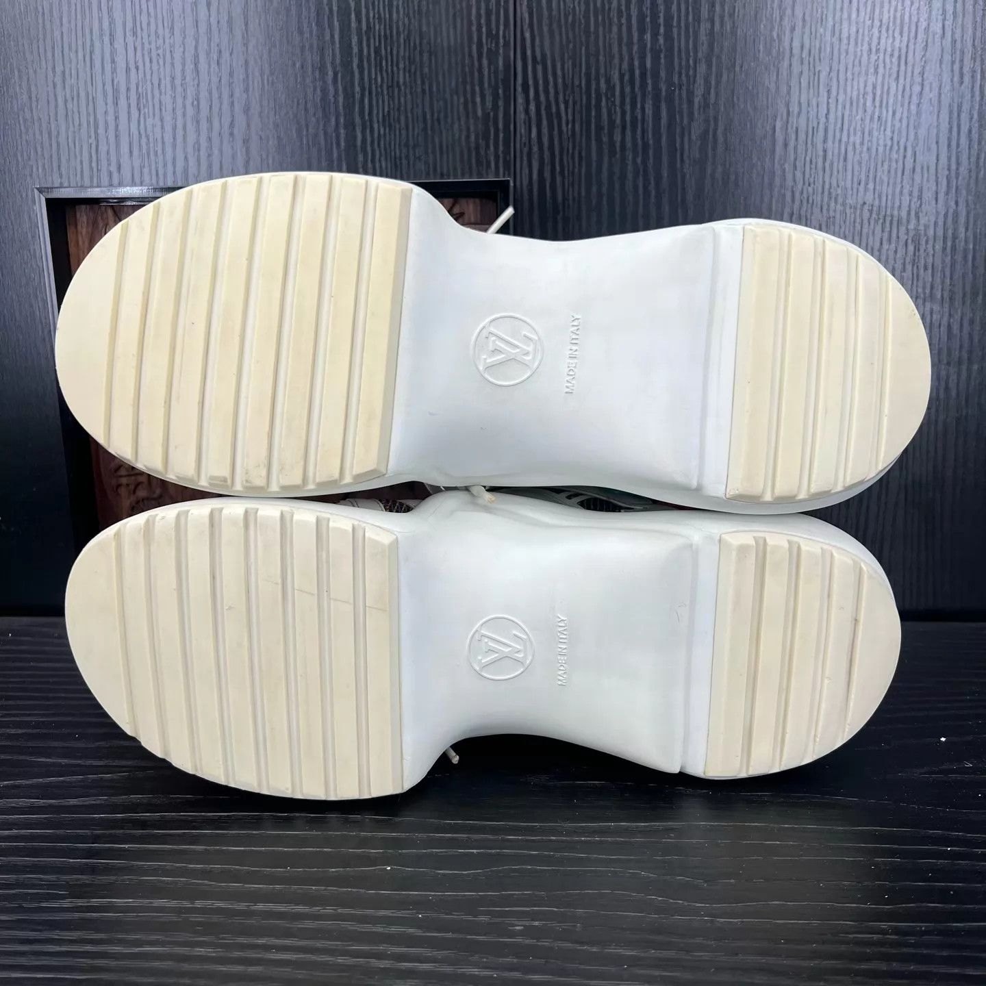 Louis Vuitton LV Archlight Pink 38.5 Like New Size US 8 / IT 38 - 8 Thumbnail