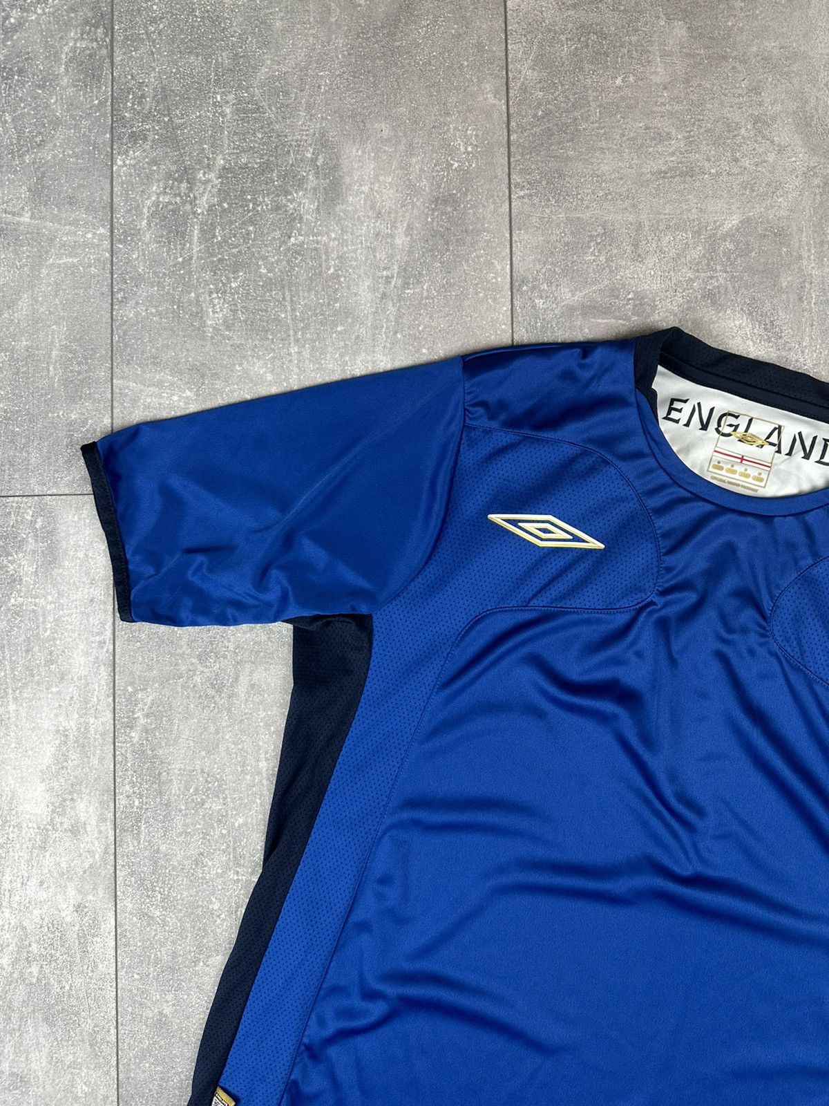 Umbro Umbro England National Team 2006/07 Training Jersey Size US S / EU 44-46 / 1 - 2 Thumbnail