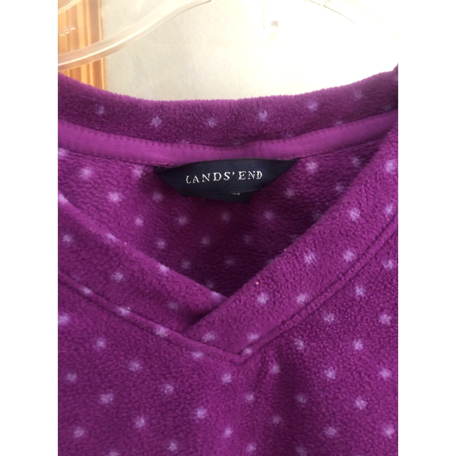 Lands' End Lands' End Womens Sweatshirt Pullover Fleece V-Neck Purple Polka Dot S Regular All Seasons Shirt Ladies Pullover Autumn Winter Spring Summer Size S / US 4 / IT 40 - 3 Thumbnail