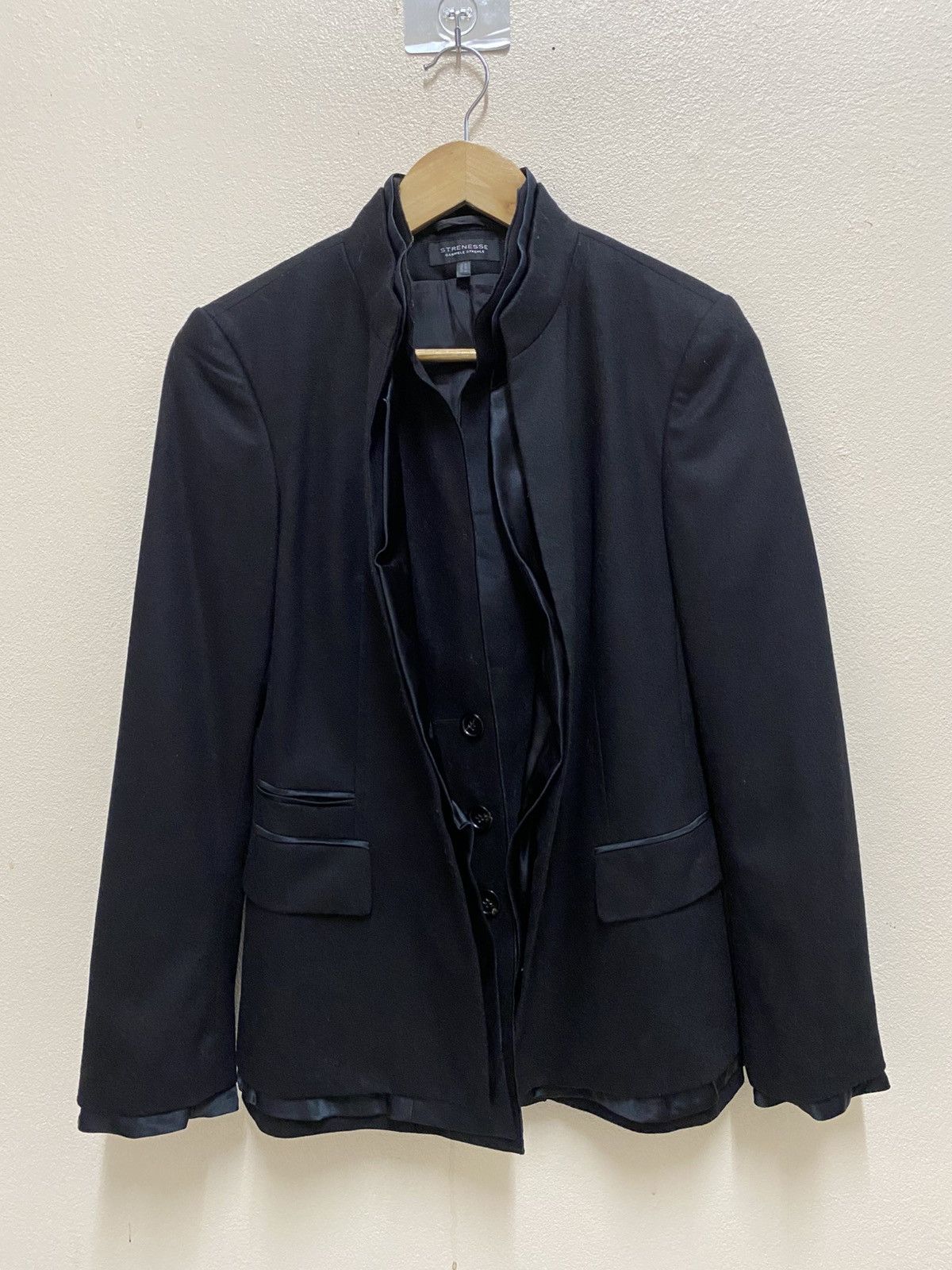 STRENESSE Strenesse Gabriele Strehle Tailored Black Wool Blazer Jacket Size M / US 6-8 / IT 42-44 - 1 Thumbnail