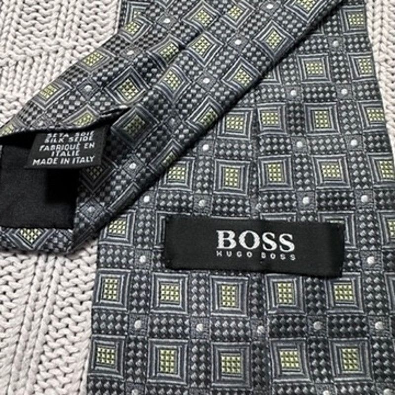 Hugo Boss Hugo Boss silver gray geometric square Italian silk tie Size ONE SIZE - 2 Thumbnail