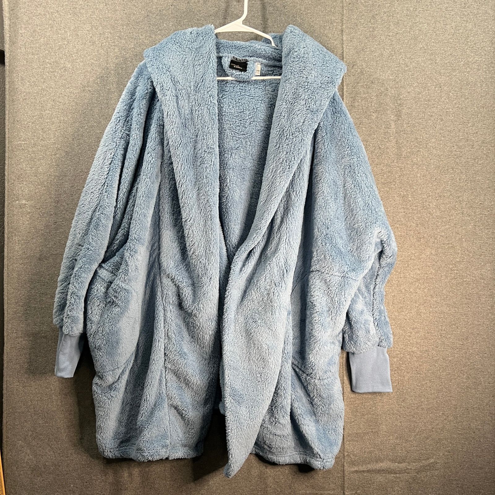 Other BumbleBella Size XL/1X Wellsoft Lite Plush Hooded Size XL / US 12-14 / IT 48-50 - 1 Thumbnail